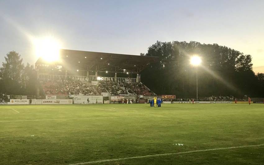 Bis Ende 2022 trug das Stadion den Titel "24nexx Arena"