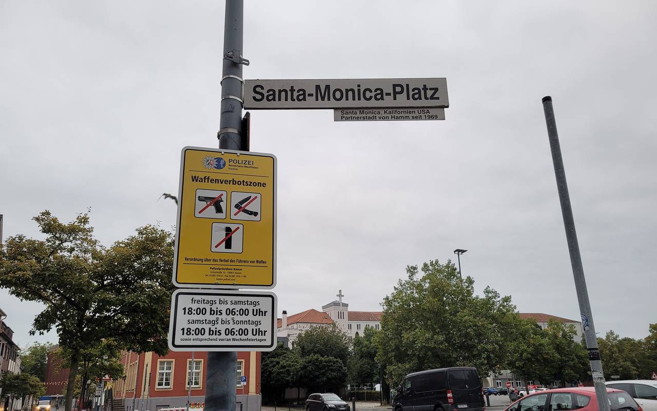 Waffenverbotszone rund um den Santa-Monica-Platz.