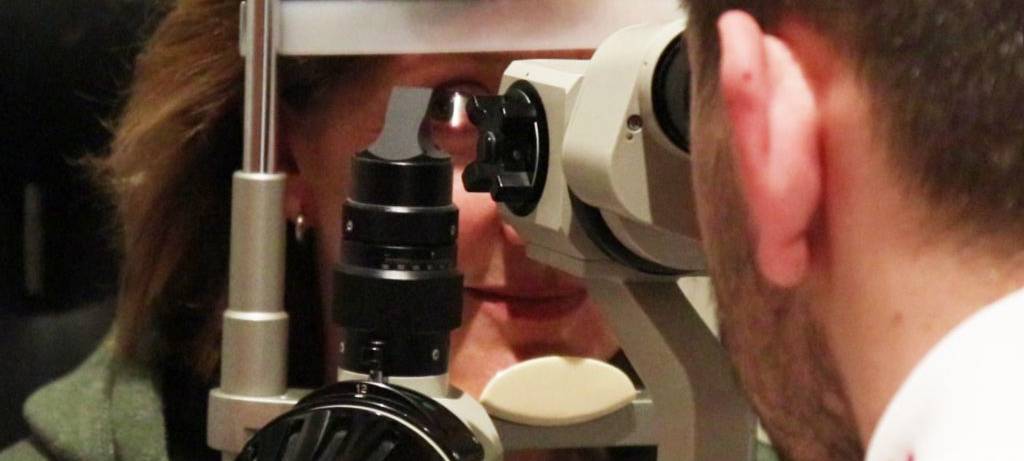 Simone Niewerth testet: ohne Sehhilfen den Durchblick haben