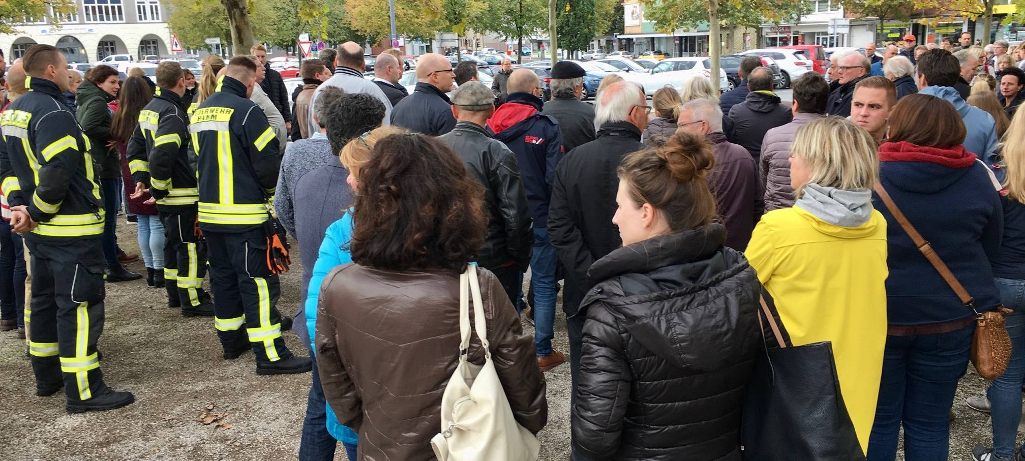 Schweigeminute nach dem Anschlag in Halle
