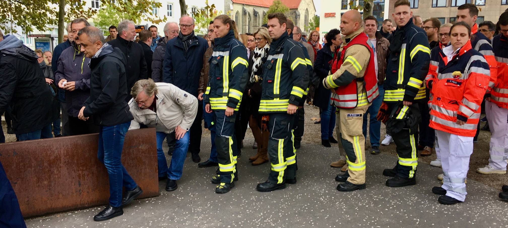 Schweigeminute nach dem Anschlag in Halle