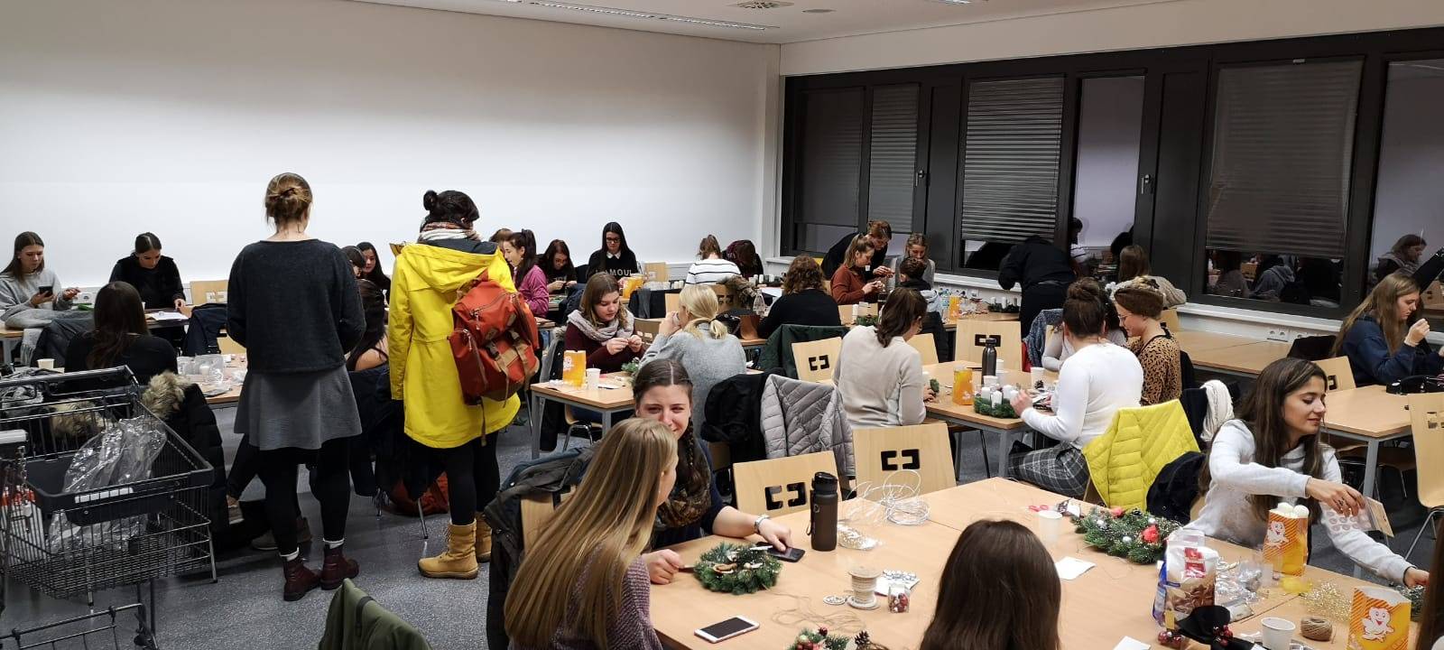 Adventsbasteln an der HSHL