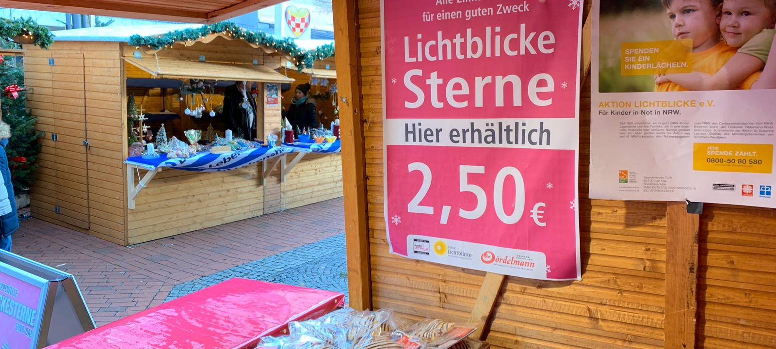 Unsere Herzhütte auf dem Weihnachtsmarkt