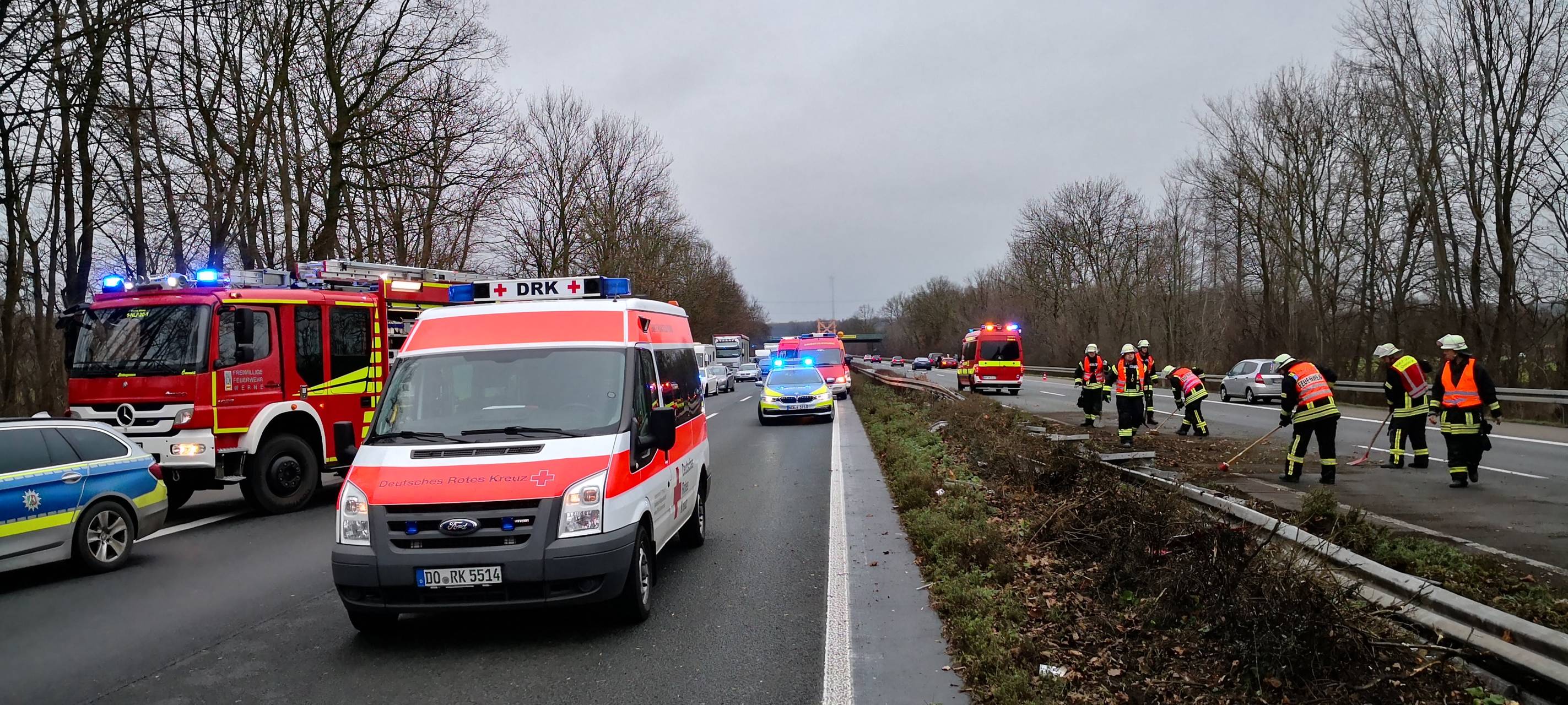 Staus nach LKW-Unfall auf der A 1