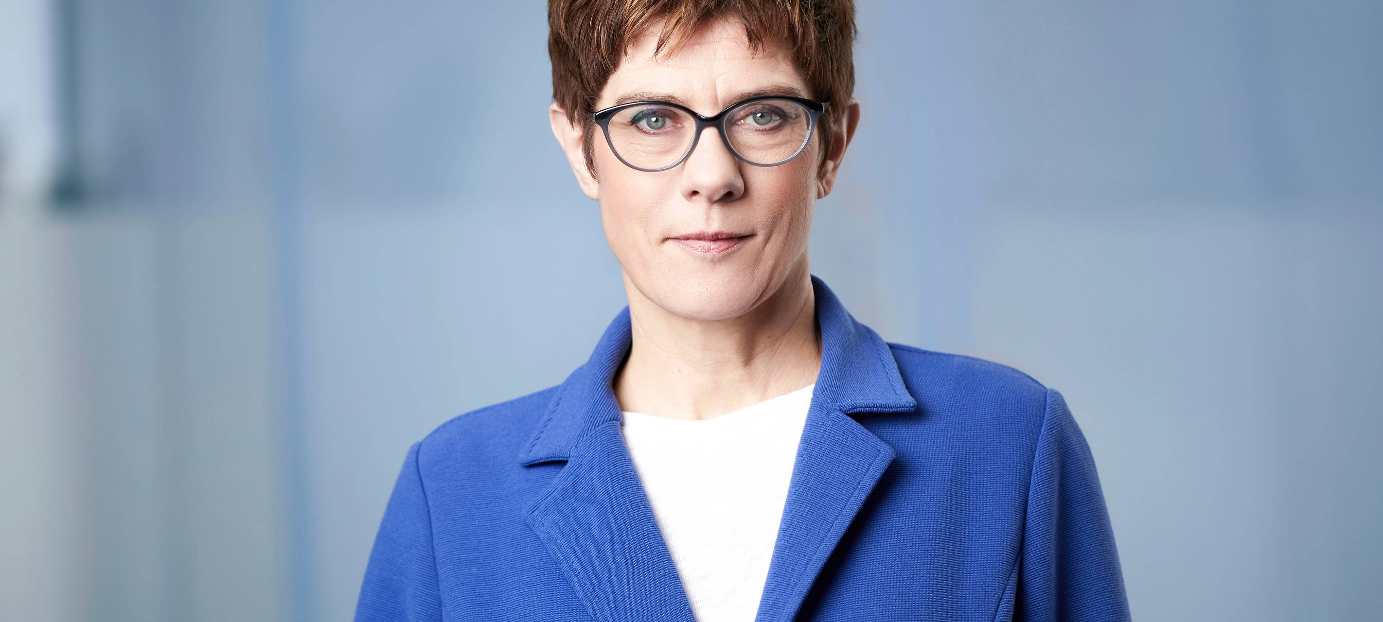 Hammer CDU von AKK-Rücktritt überrascht