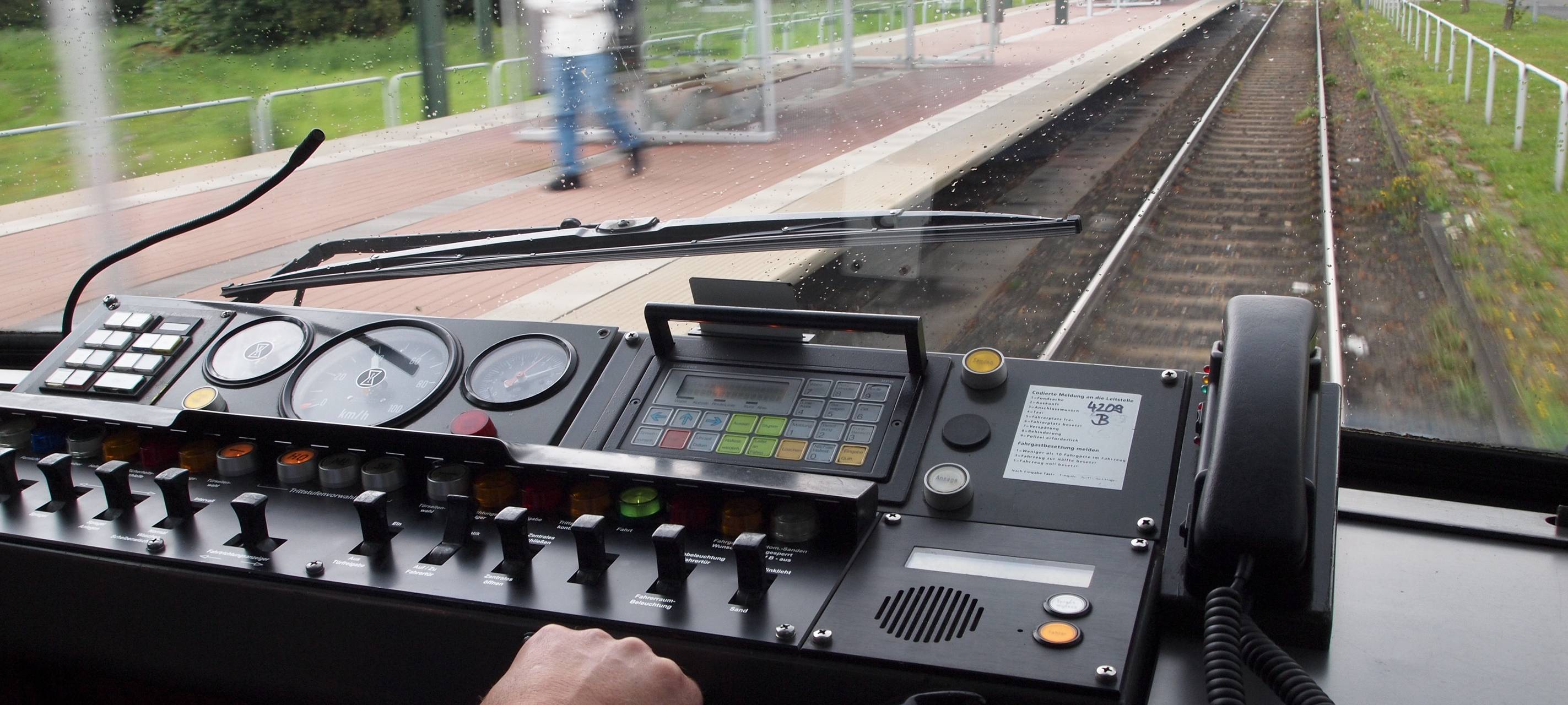 Bahn sucht Azubis und organisiert "Elternabend"