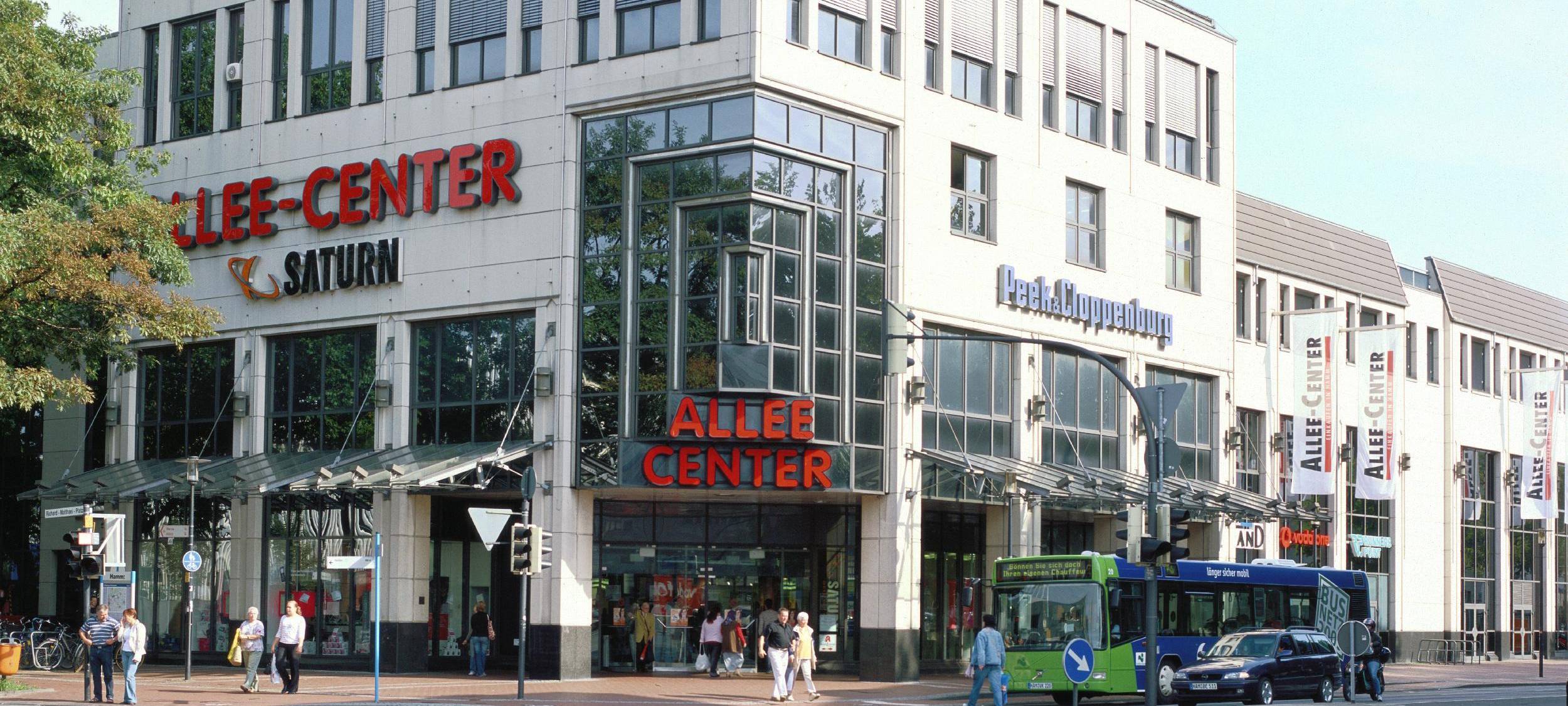 Kleiner Frühlings-Taschenbüchermarkt mit großem Erfolg in Hamm