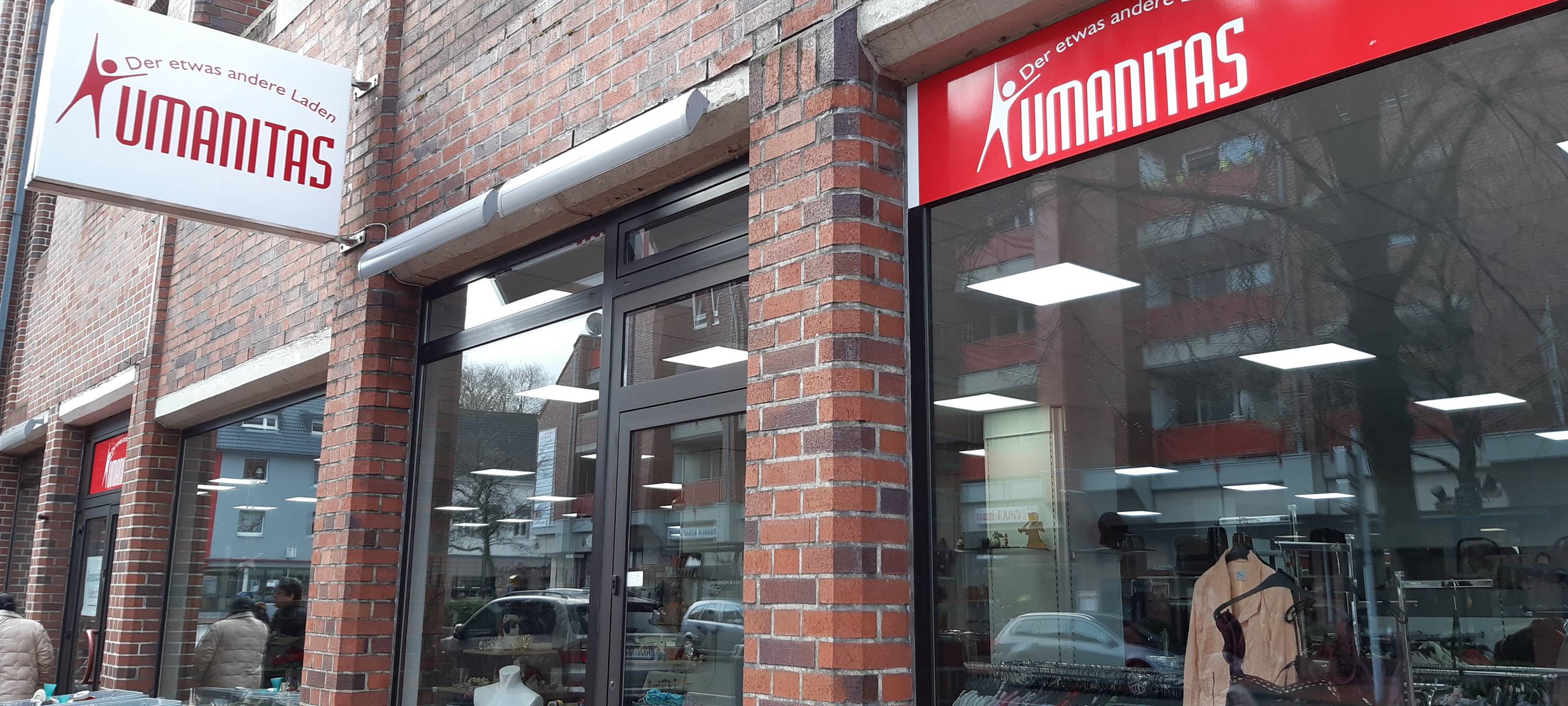 Außenansicht des Humanitas-Geschäftes