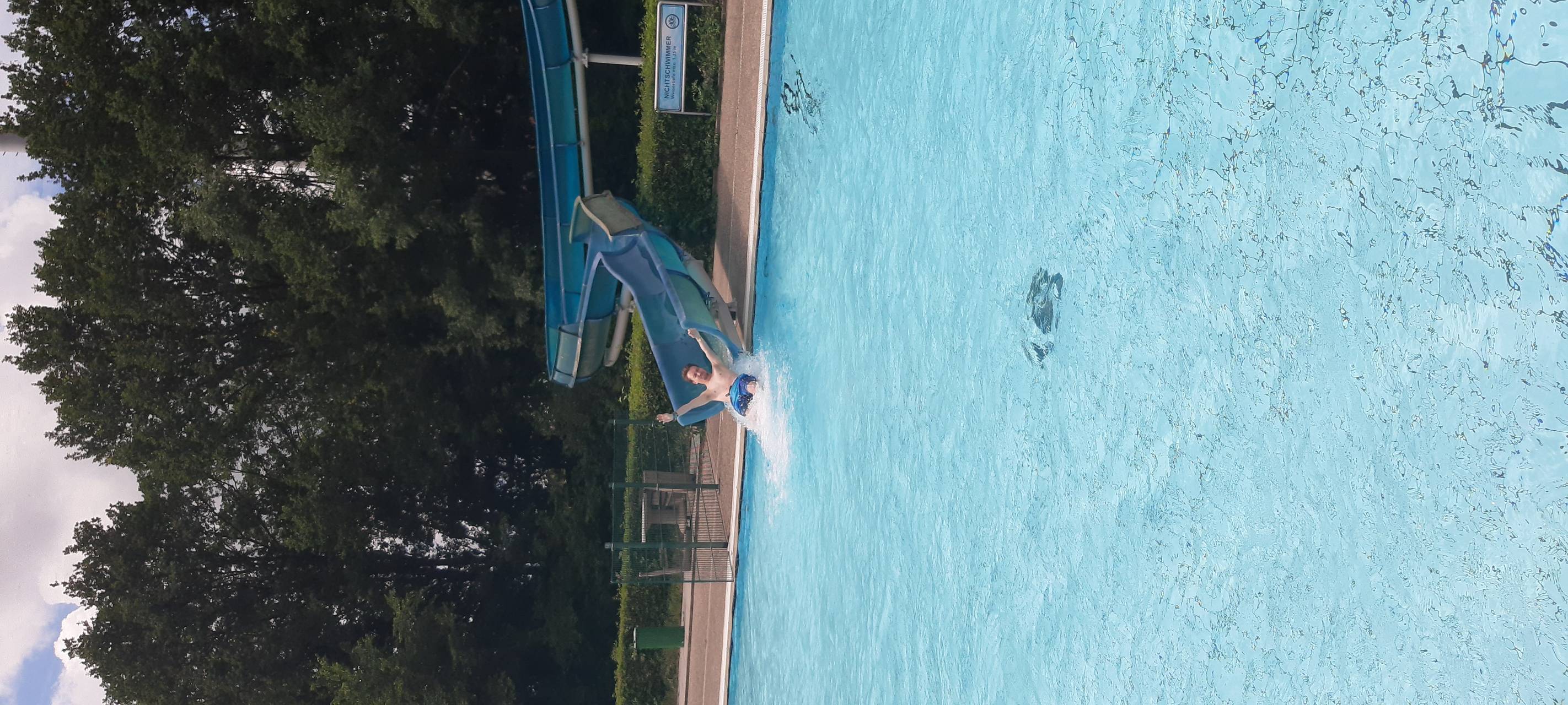 Die Freibäder haben geöffnet!