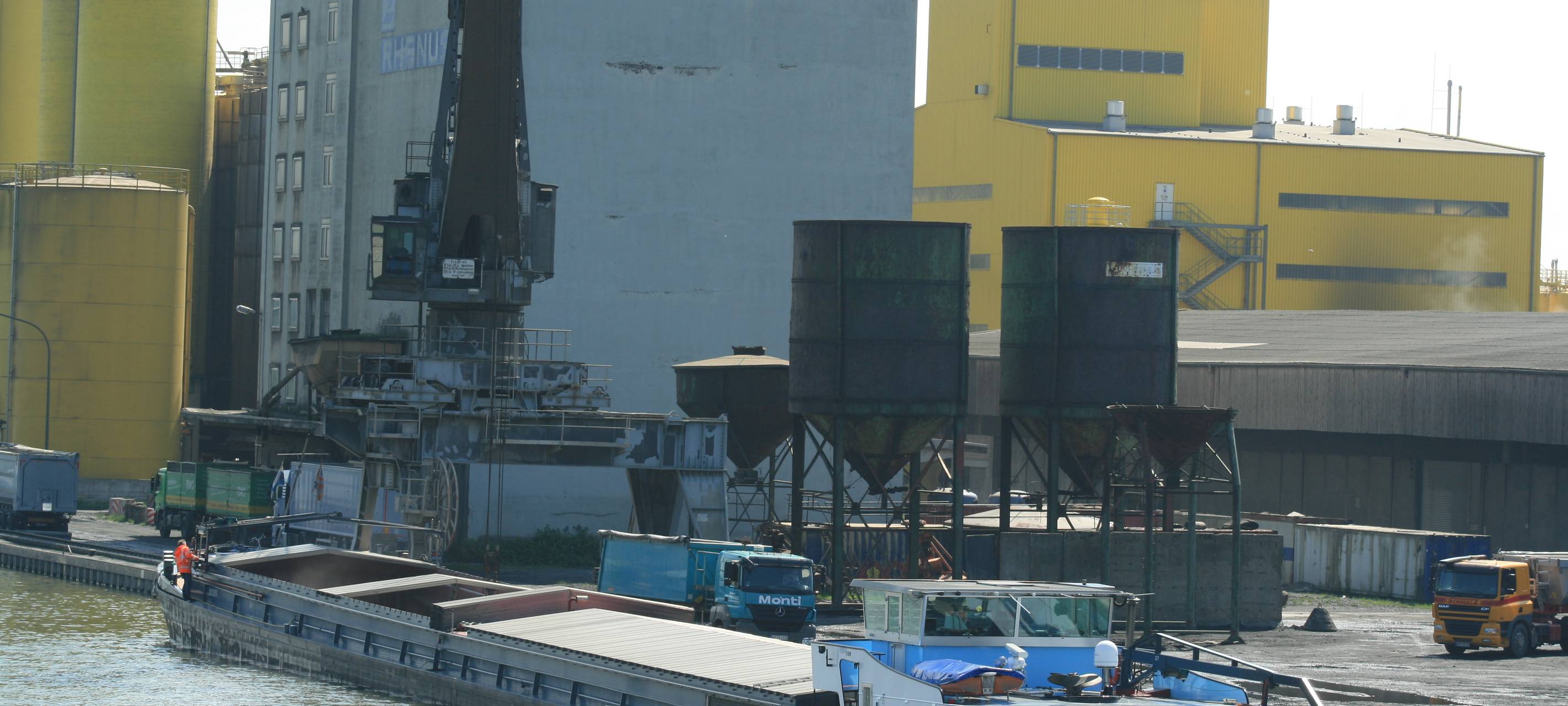 Hammer Hafen gehört zu den zehn größten Häfen in NRW