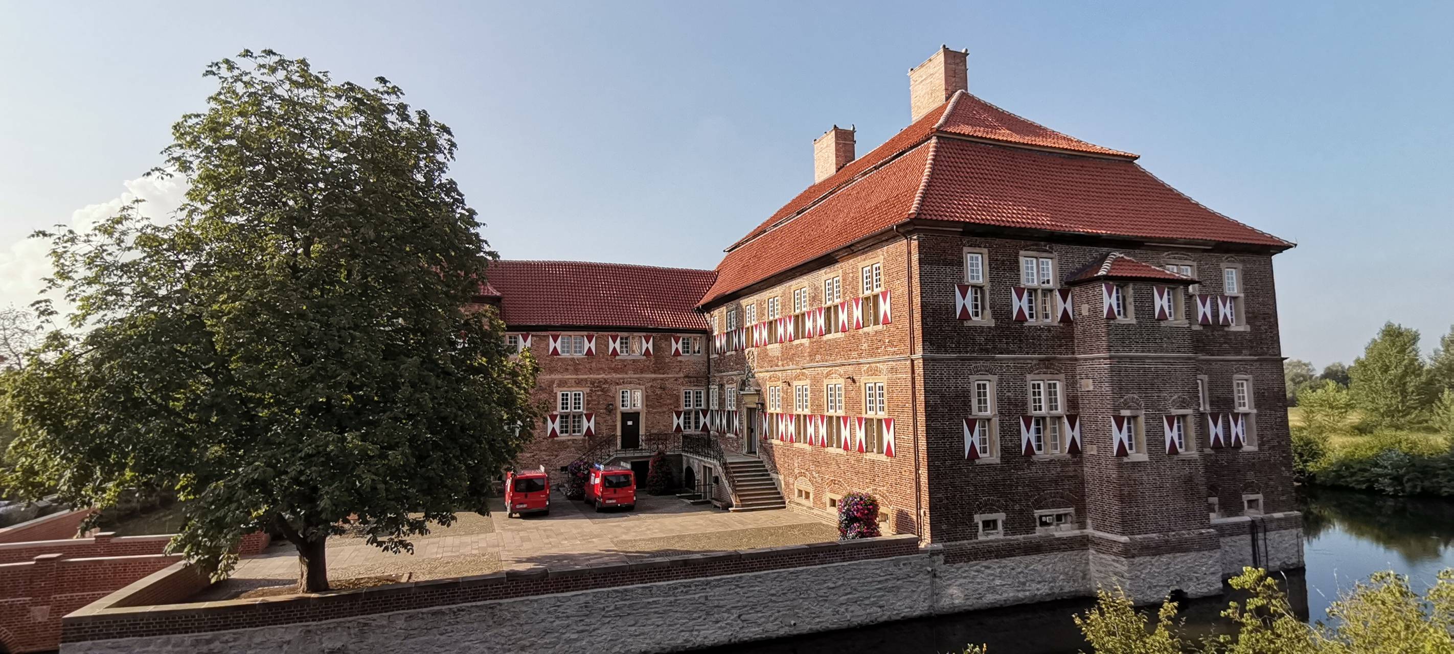 "Paddeln, Poofen, Picken" am Schloss Oberwerries