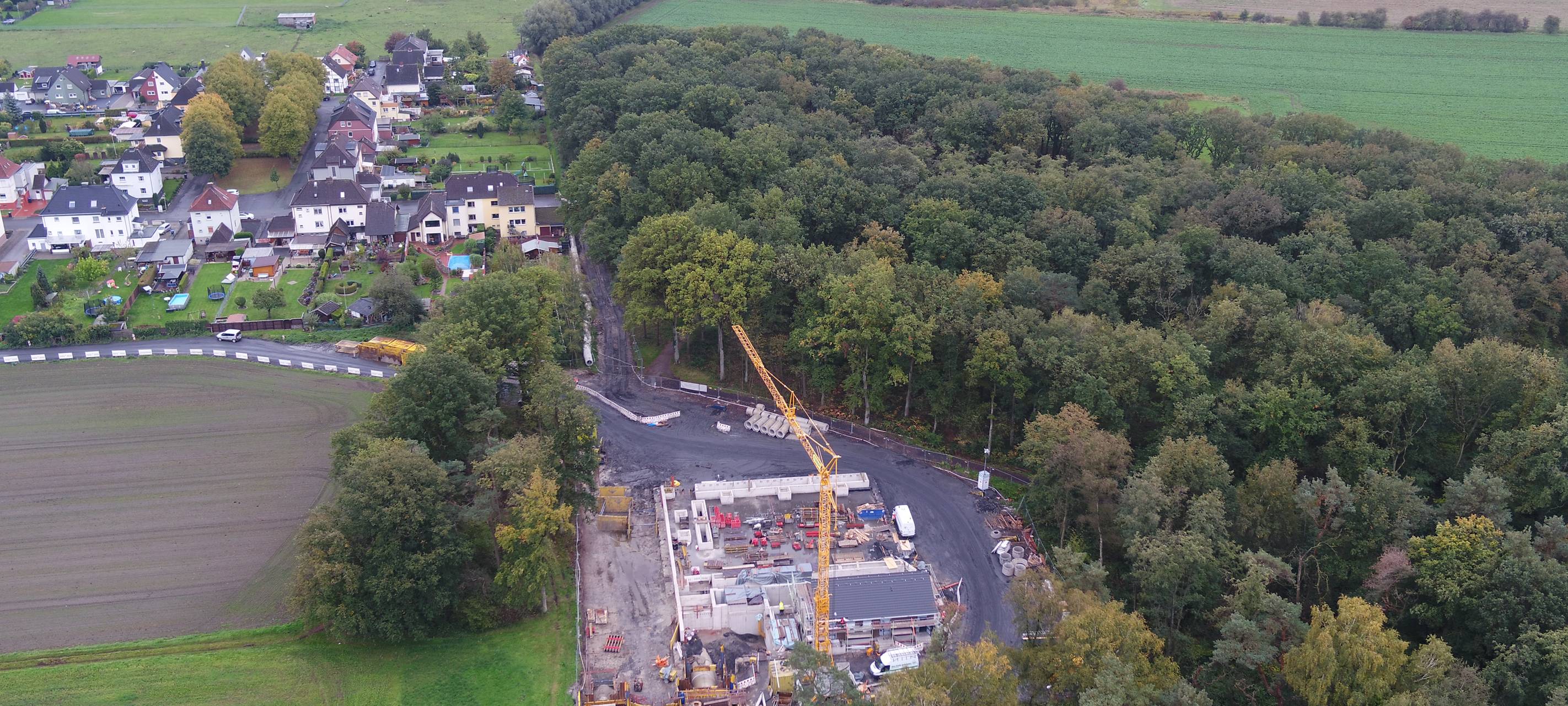 Bauarbeiten für Hochwasserschutz