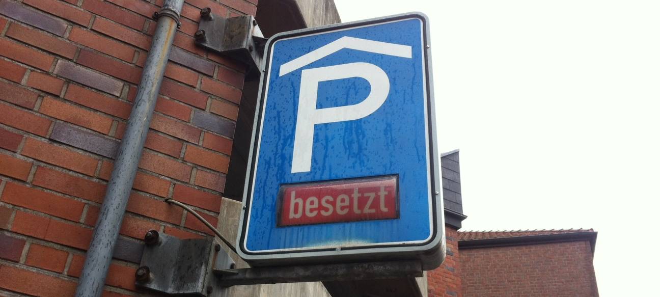 Parkhaus besetzt Schild
