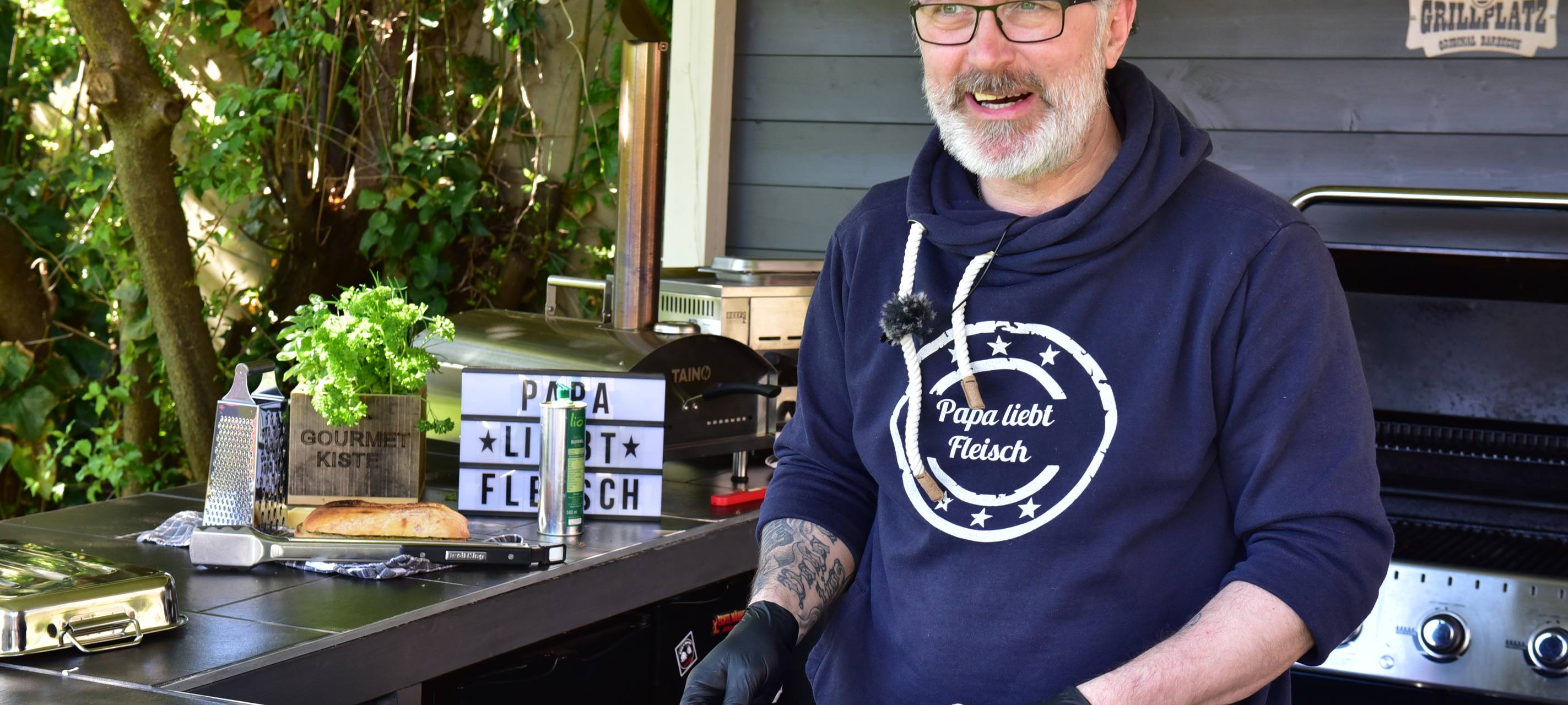 Hammer wird zum Grill-Influencer