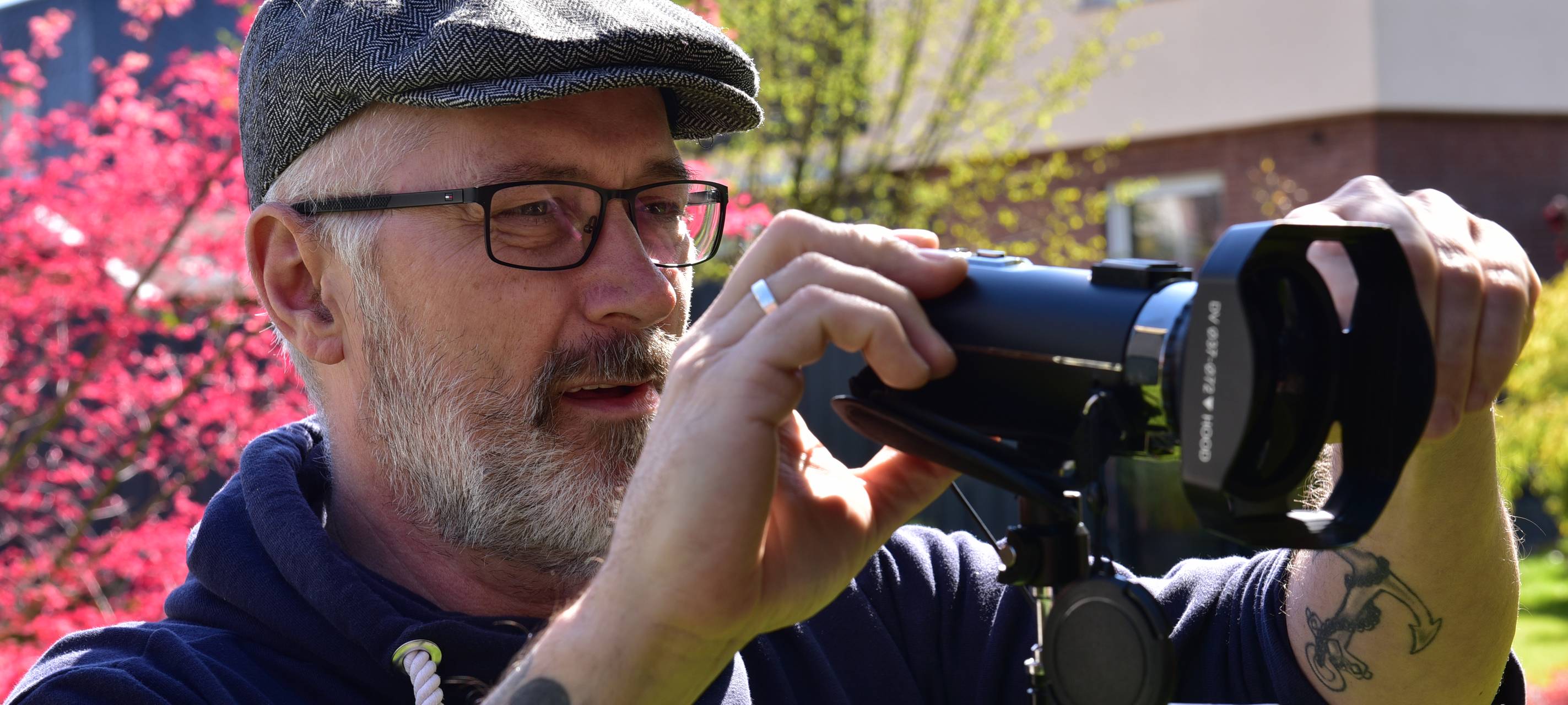 Hammer wird zum Grill-Influencer