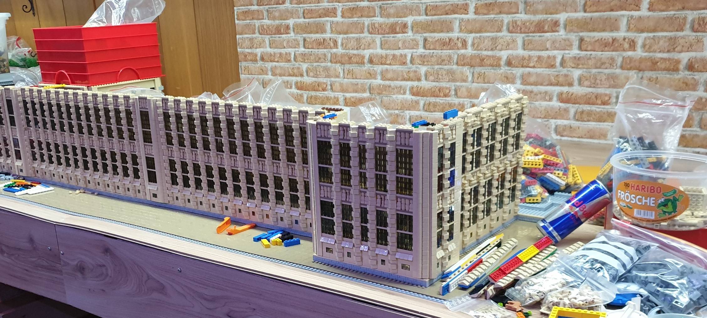 LEGO - die "großen" Fans