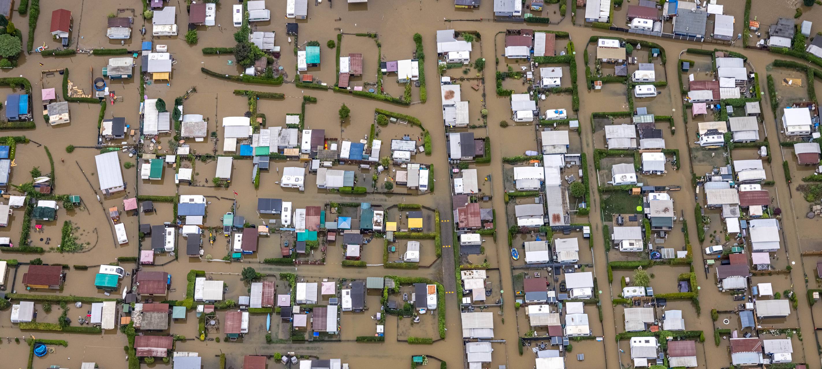 Hans Blossey aus Hamm macht Luftbilder der Hochwassergebiete