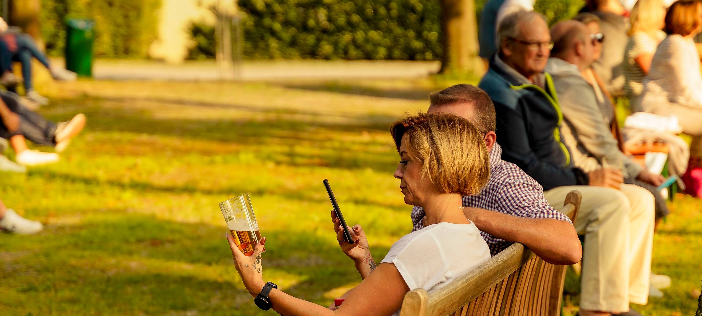 600 Besucher beim "Lachkrampf" an der Waldbühne in Hamm