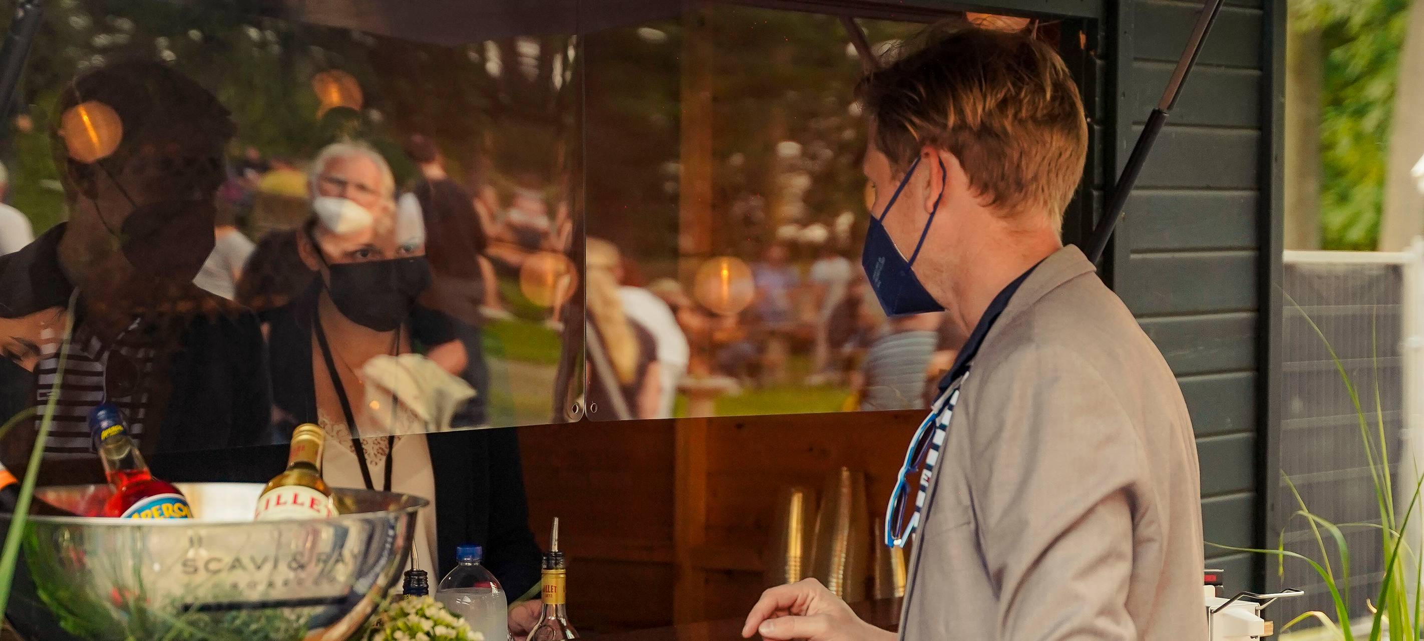 600 Besucher beim "Lachkrampf" an der Waldbühne in Hamm