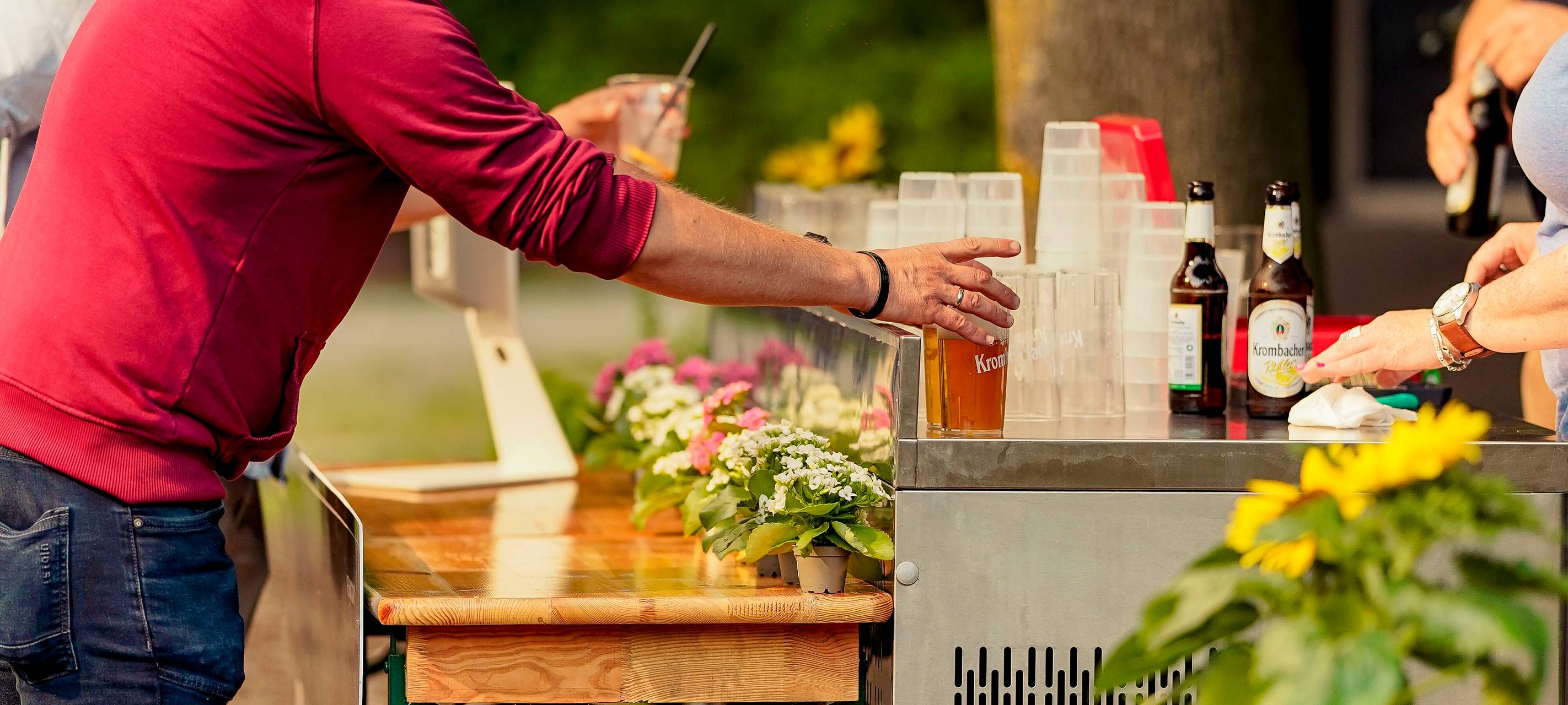 600 Besucher beim "Lachkrampf" an der Waldbühne in Hamm