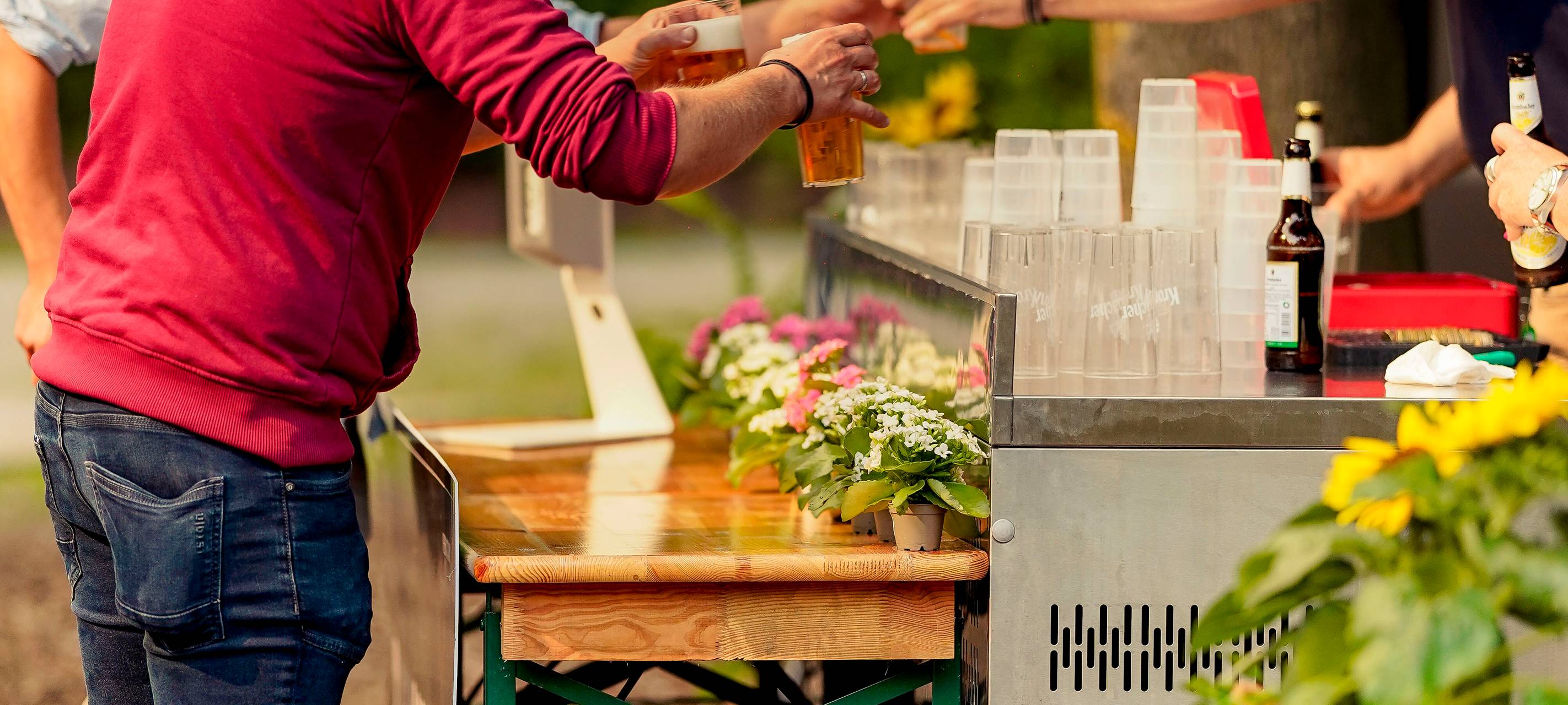 600 Besucher beim "Lachkrampf" an der Waldbühne in Hamm