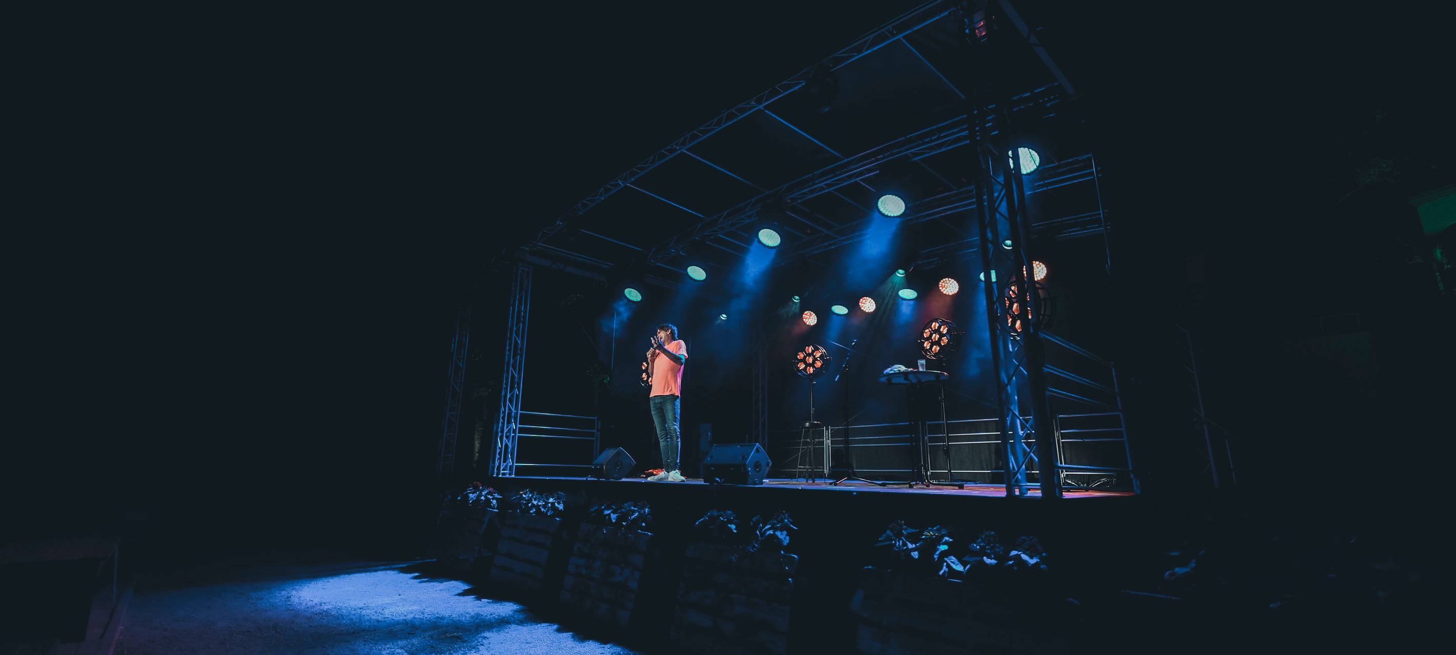 600 Besucher beim "Lachkrampf" an der Waldbühne in Hamm
