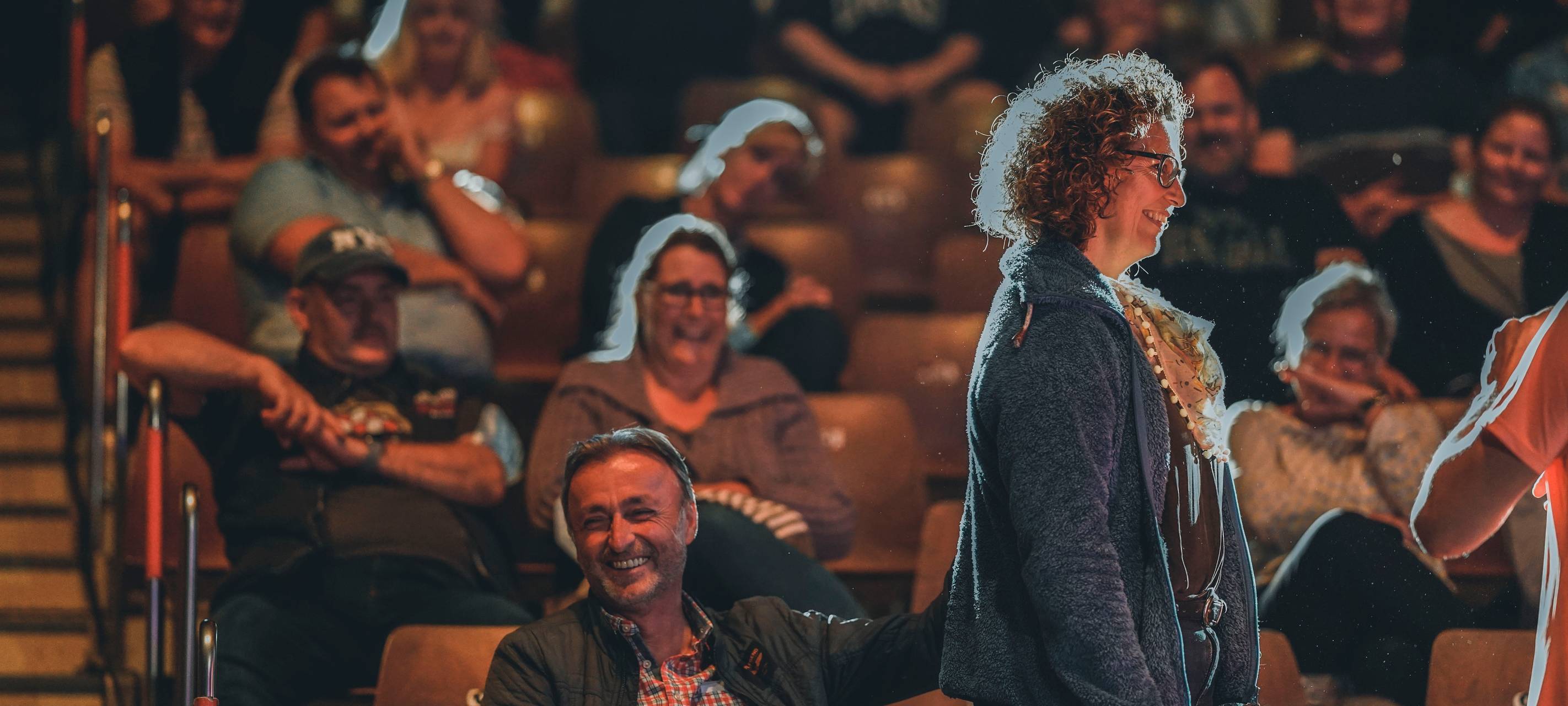 600 Besucher beim "Lachkrampf" an der Waldbühne in Hamm