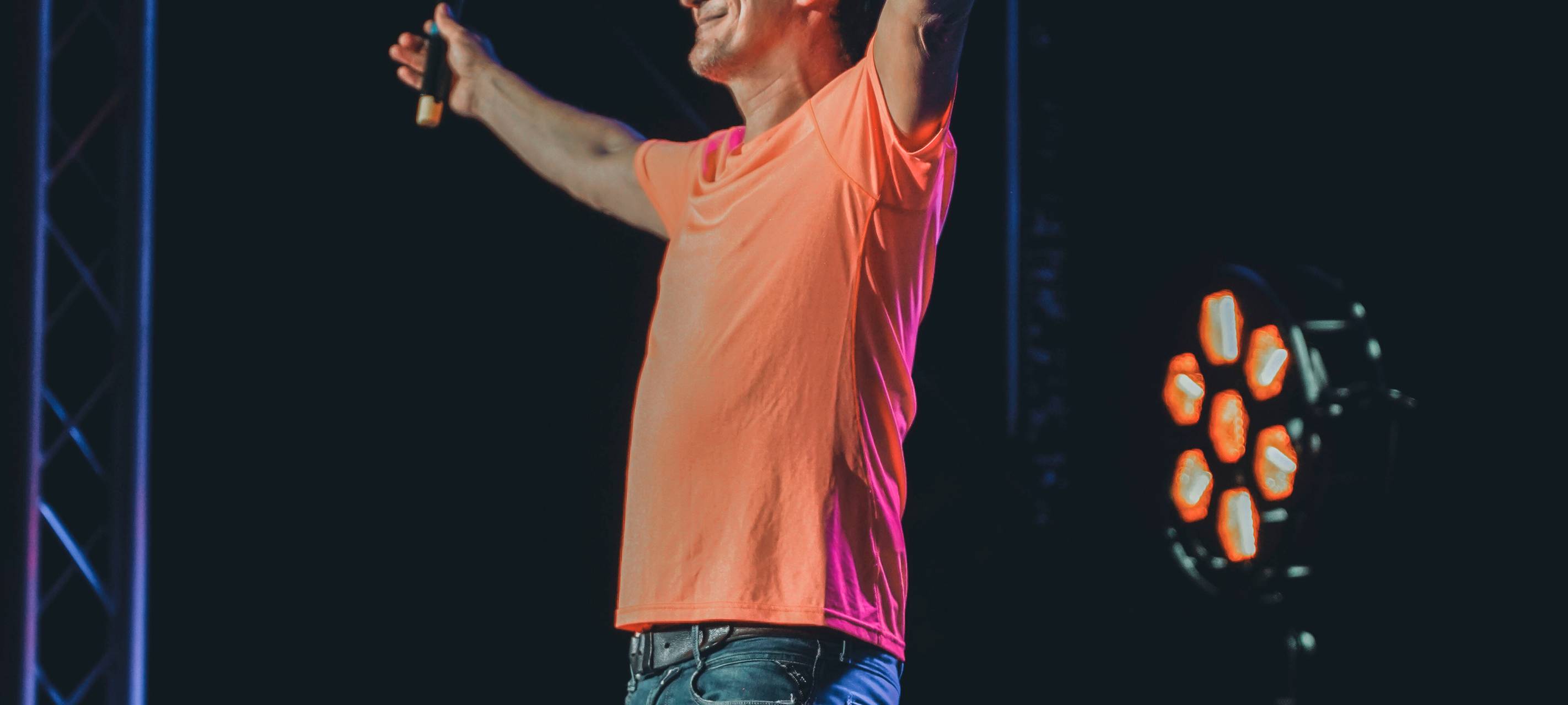 600 Besucher beim "Lachkrampf" an der Waldbühne in Hamm