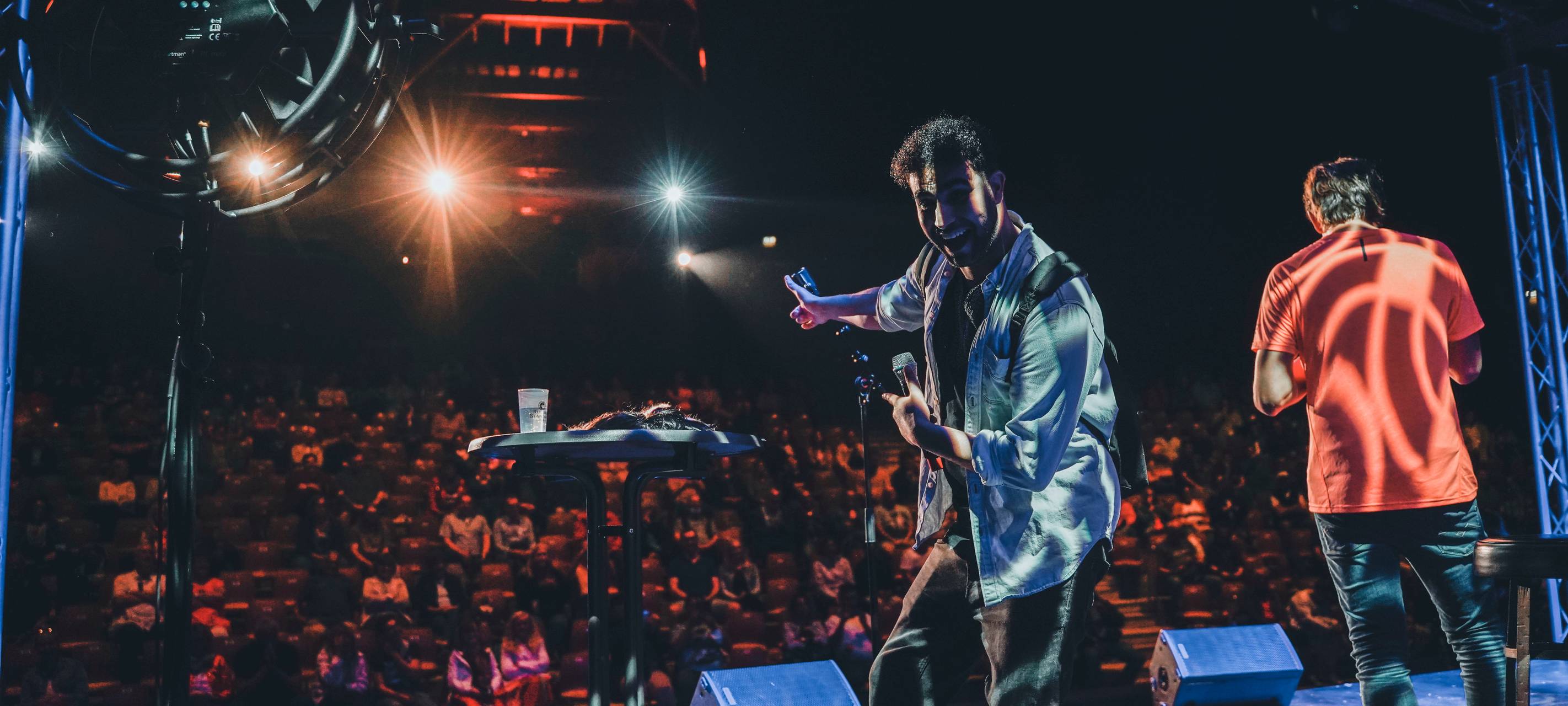 600 Besucher beim "Lachkrampf" an der Waldbühne in Hamm