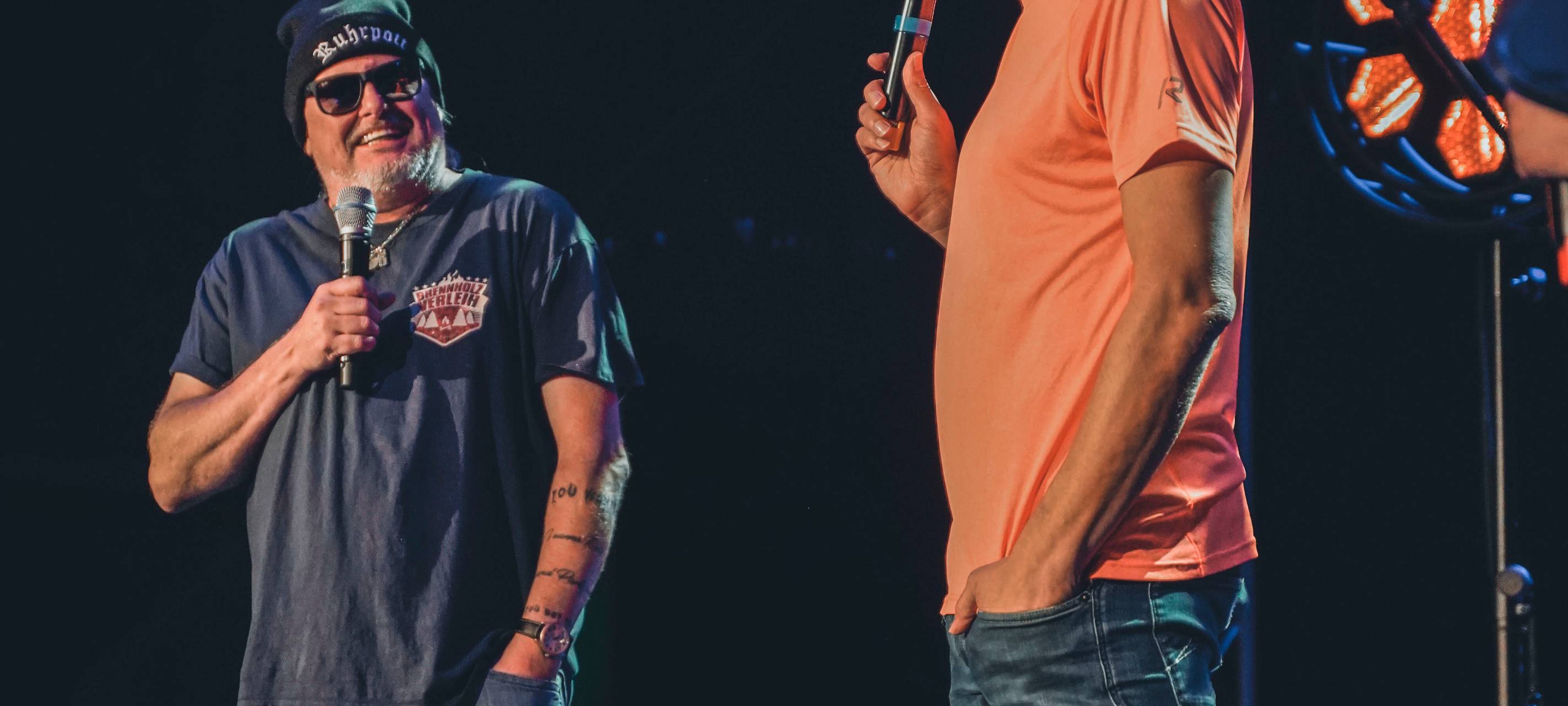 600 Besucher beim "Lachkrampf" an der Waldbühne in Hamm