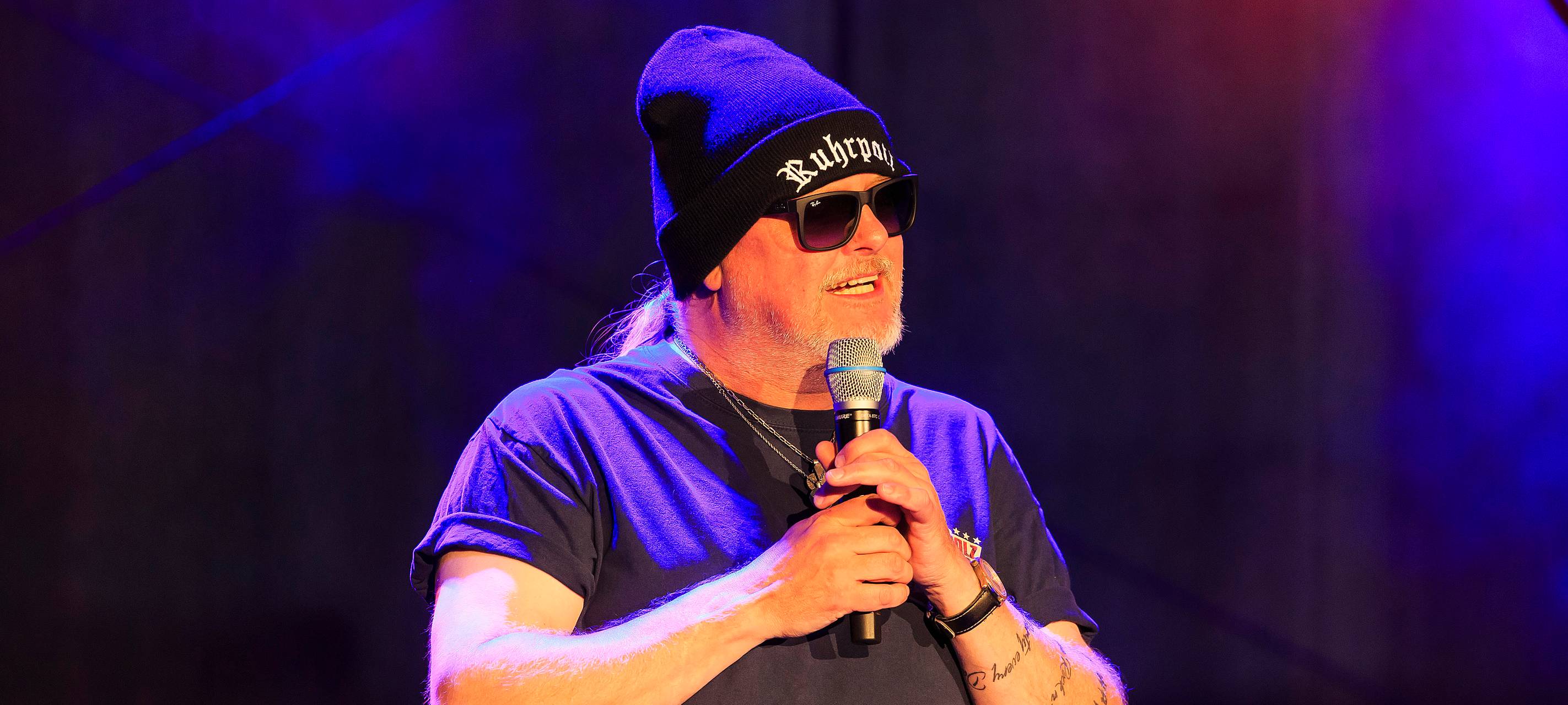 600 Besucher beim "Lachkrampf" an der Waldbühne in Hamm