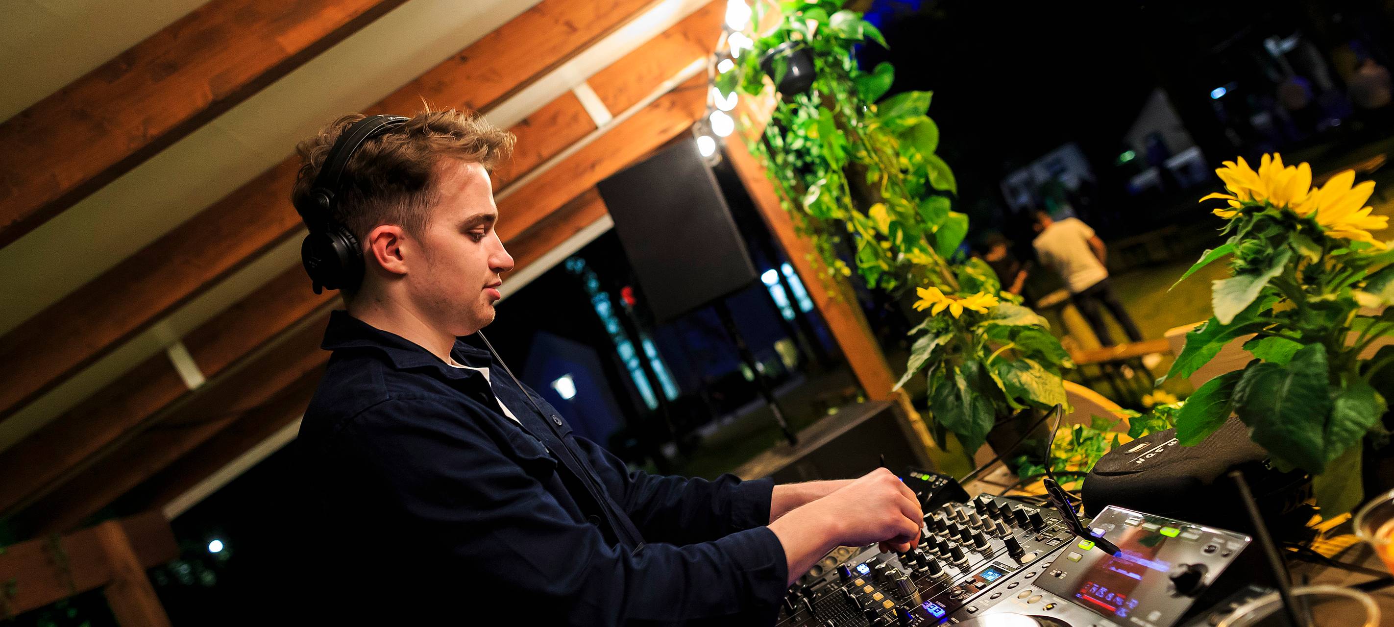 600 Besucher beim "Lachkrampf" an der Waldbühne in Hamm