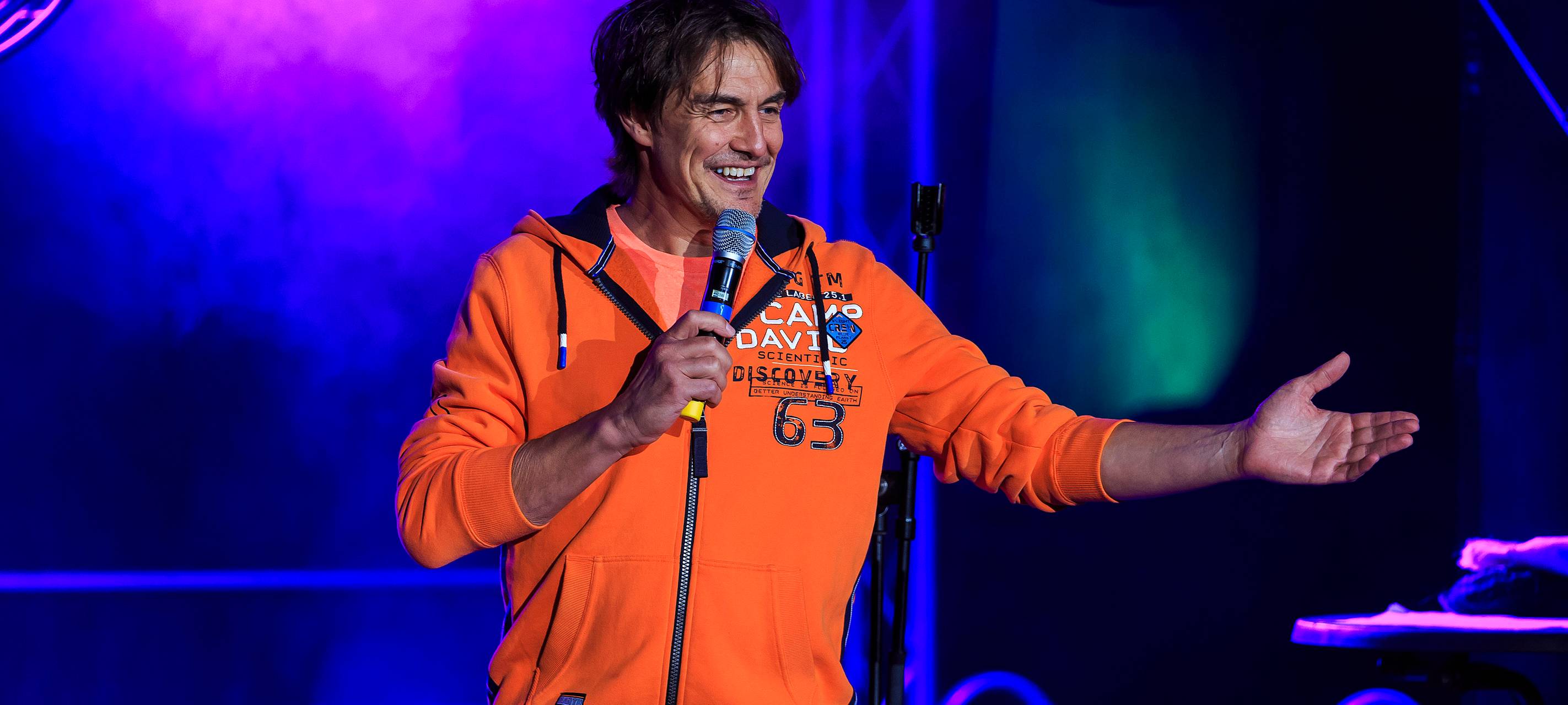 600 Besucher beim "Lachkrampf" an der Waldbühne in Hamm