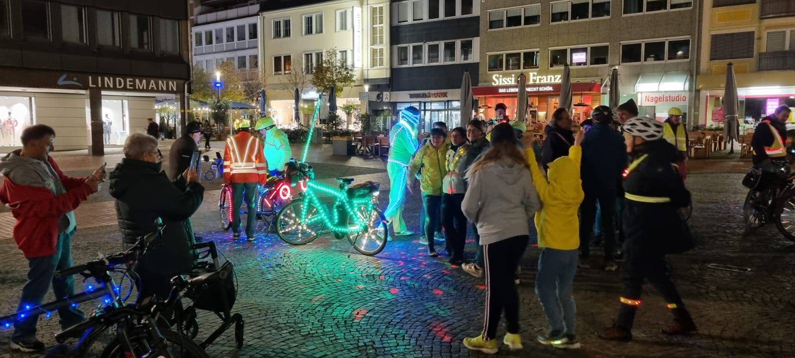 Lichtradler aus Herbern fährt durch Hamm