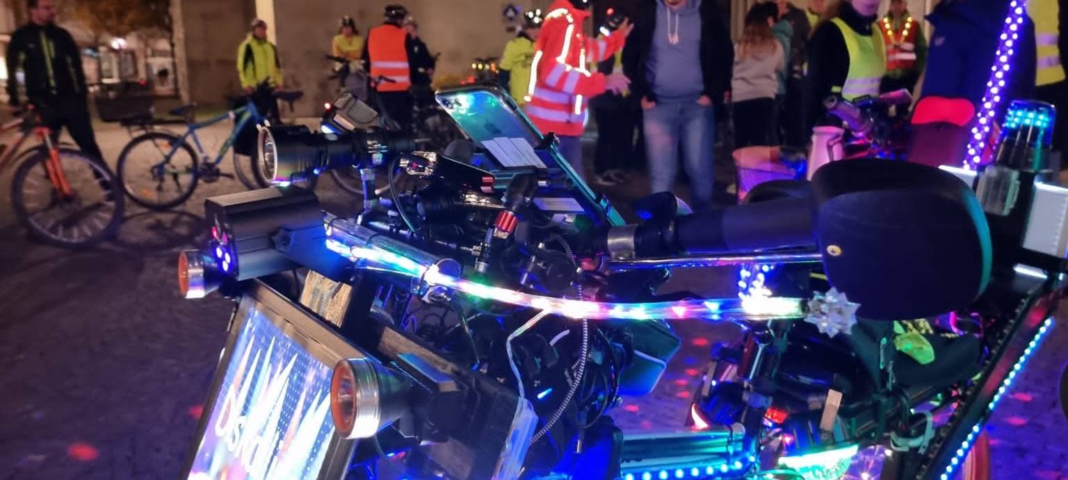 Lichtradler aus Herbern fährt durch Hamm