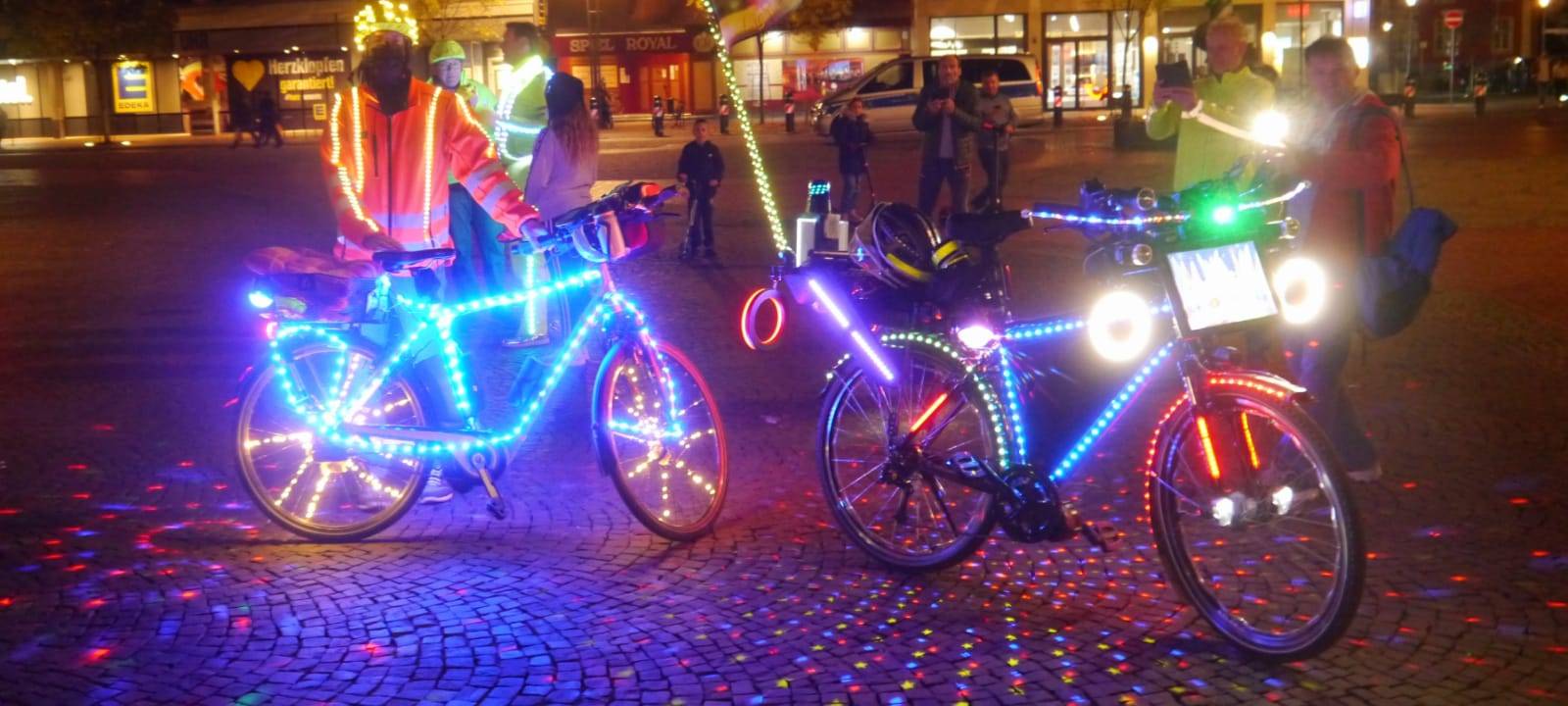 Lichtradler aus Herbern fährt durch Hamm