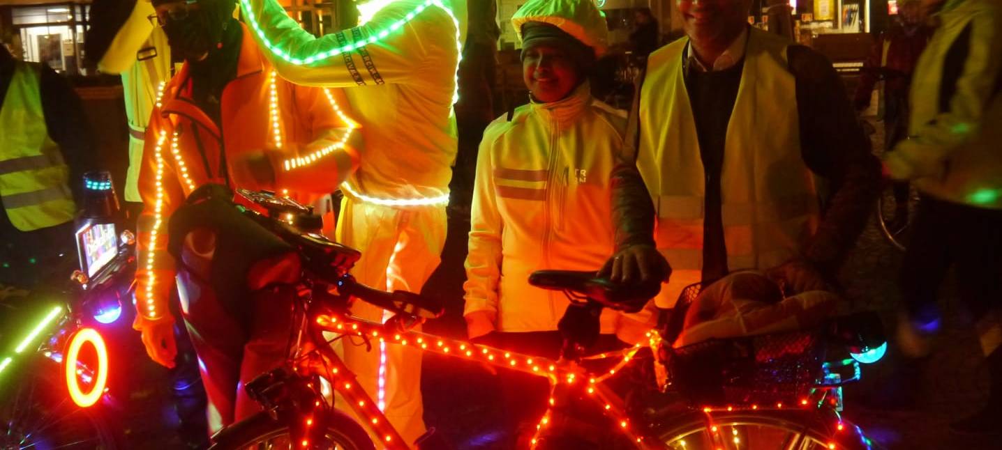 Lichtradler aus Herbern fährt durch Hamm