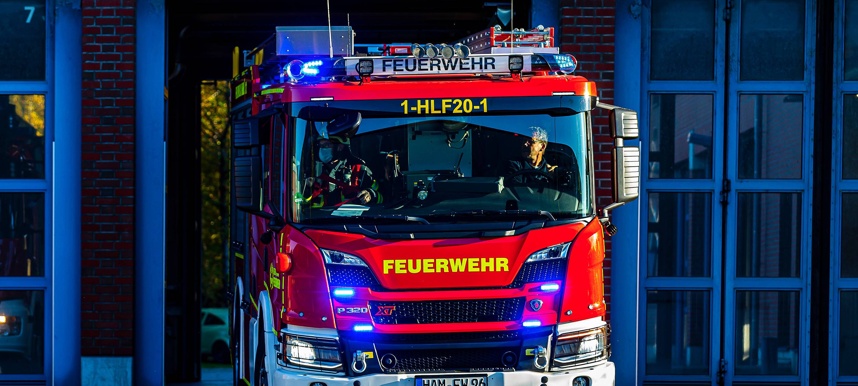 Ein Löschfahrzeug der Feuerwehr Hamm rückt aus. (Symboldbild)