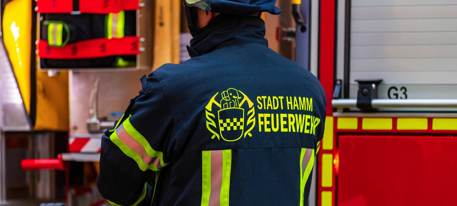 Ein Mitglied der Feuerwehr Hamm.