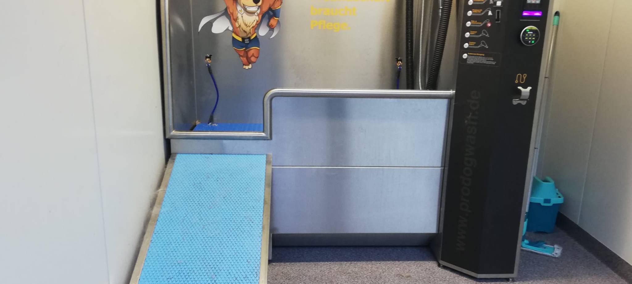 In Hamm Uentrop gibt es eine Hundewaschanlage