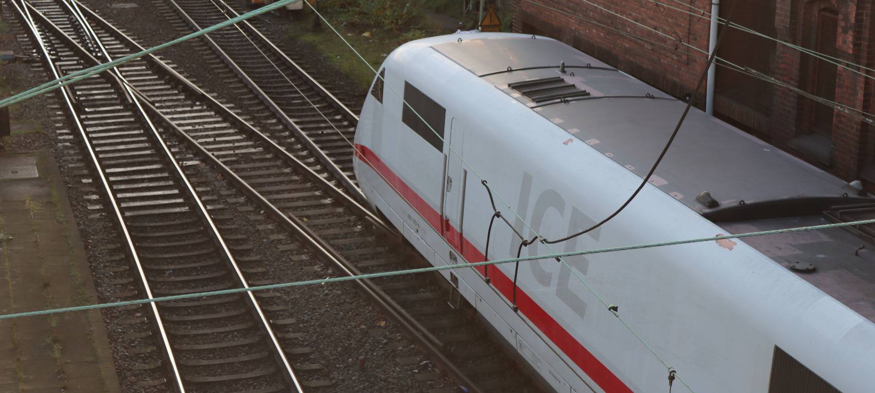 ICE überrollt Gegenstände in Hamm-Heessen