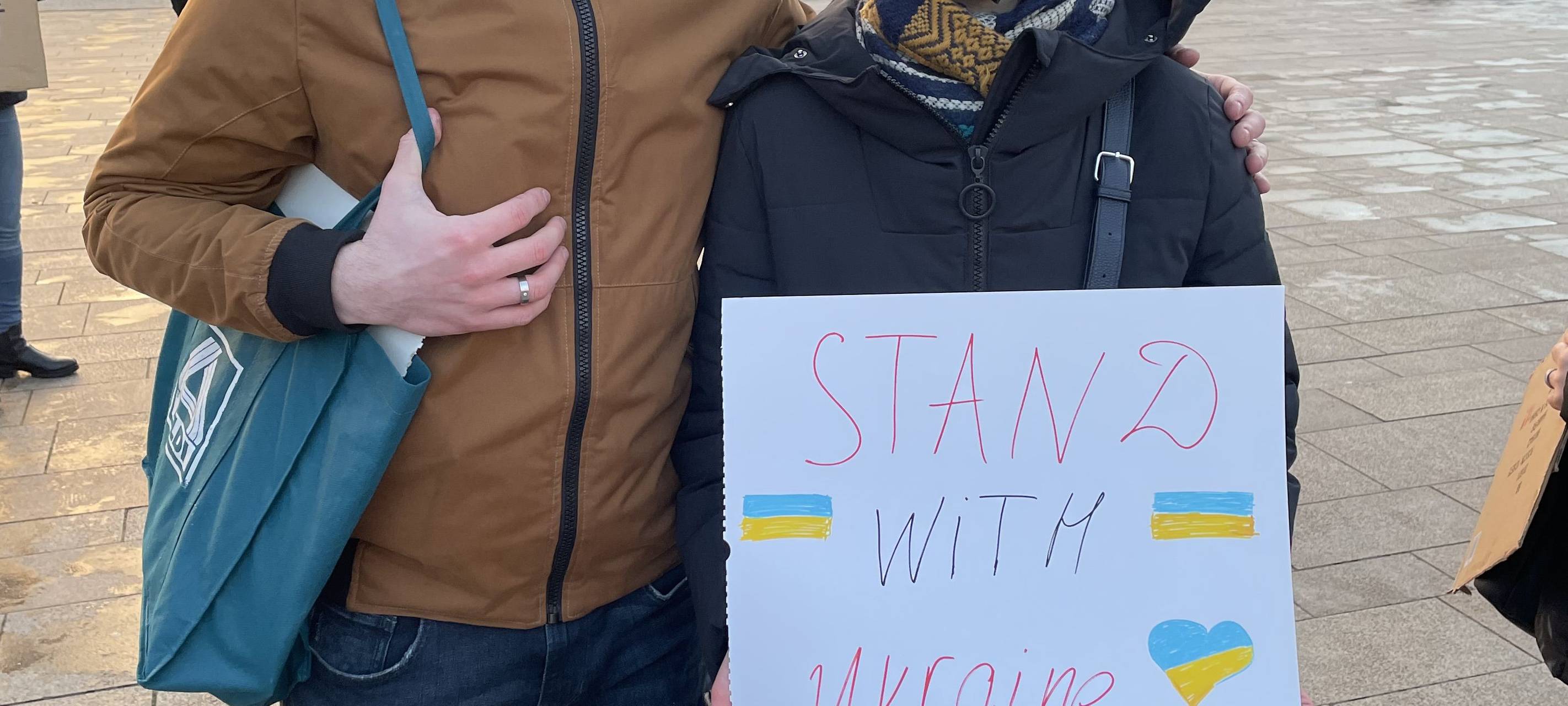 Hunderte bei Friedensgebet & Kundgebung für die Ukraine in Hamm