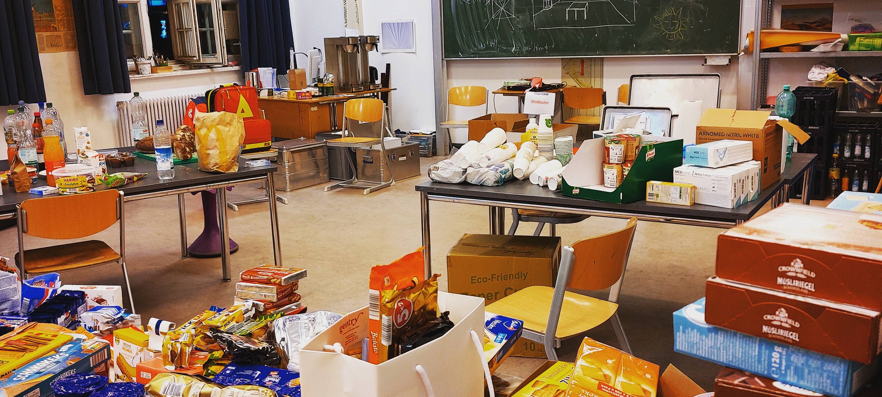 Eine Schule in München wurde zur Notunterkunft.