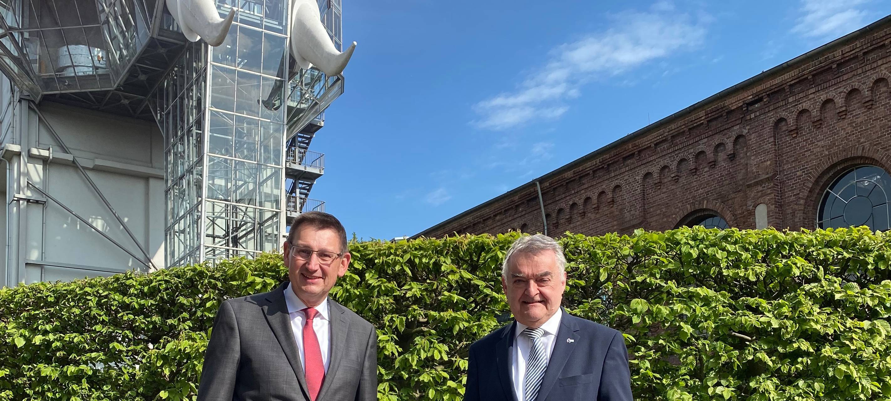 Thomas Kubera zusammen mit Herbert Reul.