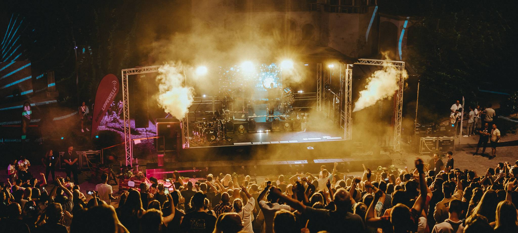 Megaparty mit YouNotUs: Die Bilder