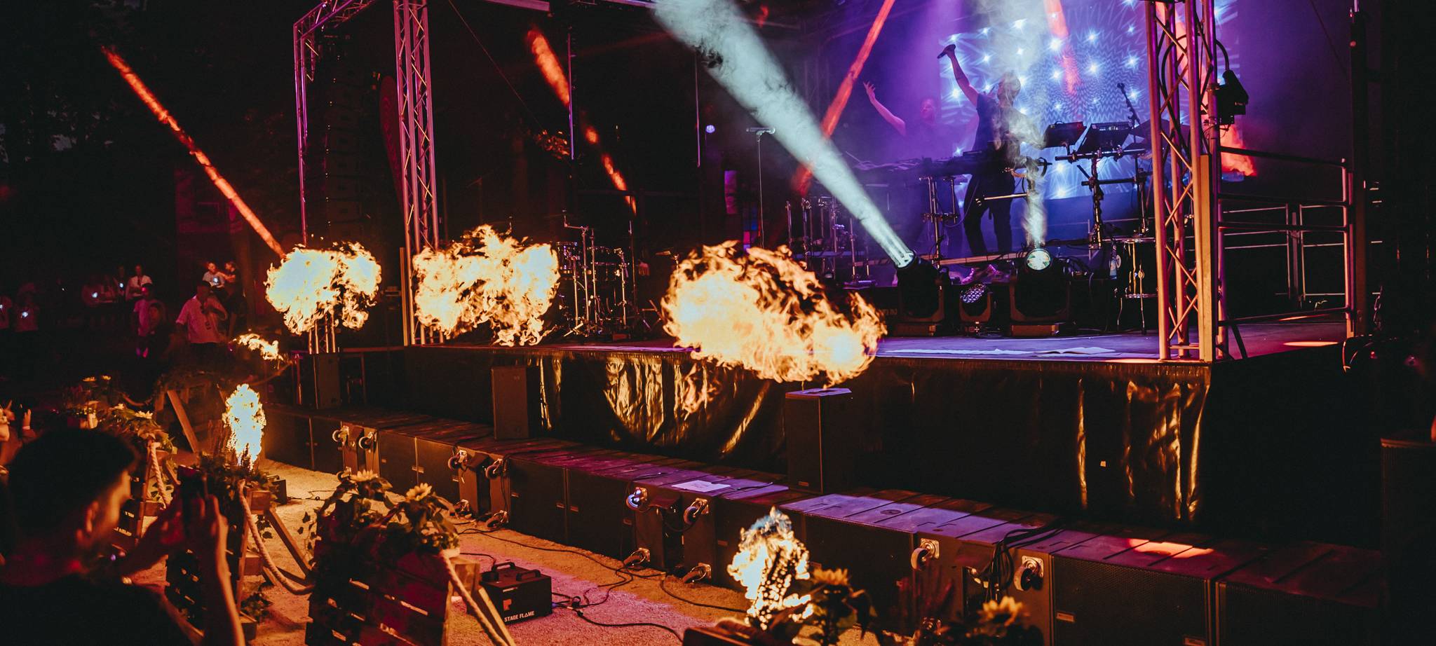 Megaparty mit YouNotUs: Die Bilder