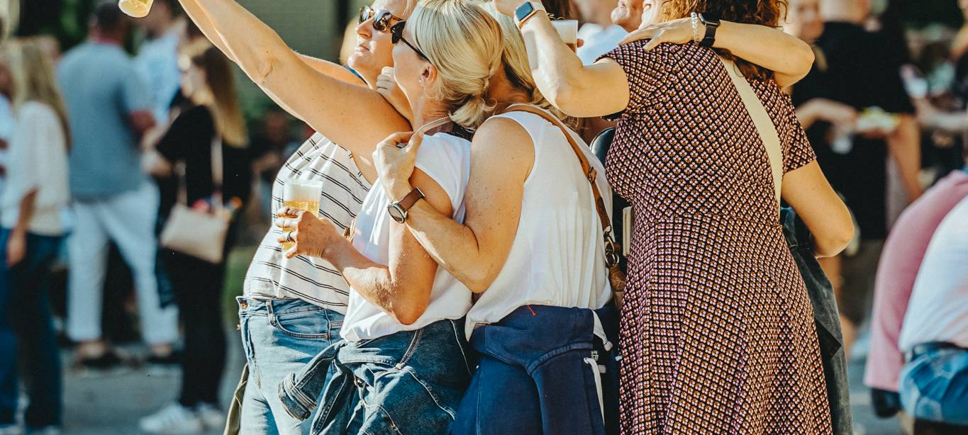 Megaparty mit YouNotUs: Die Bilder