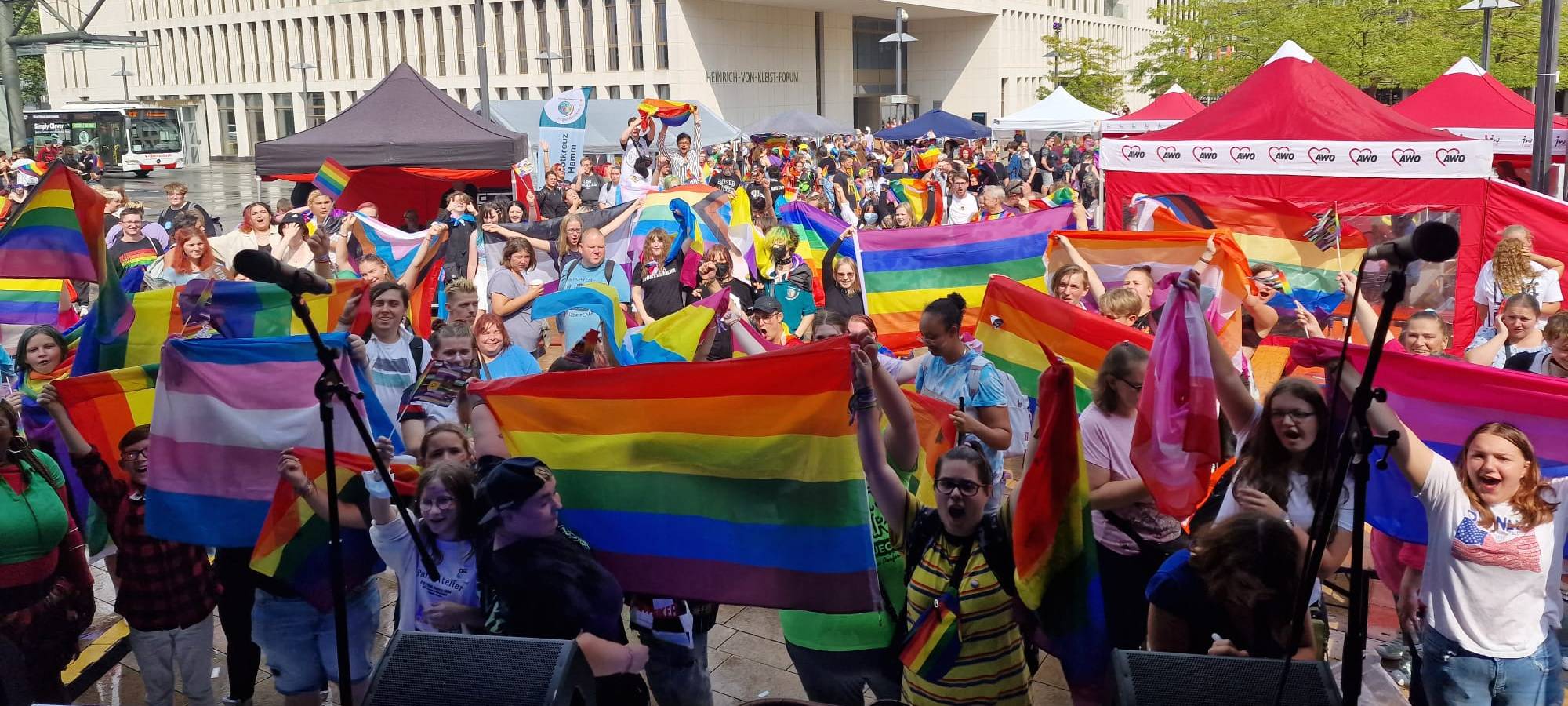 Viel los beim "Bunten Hammer" in der Innenstadt