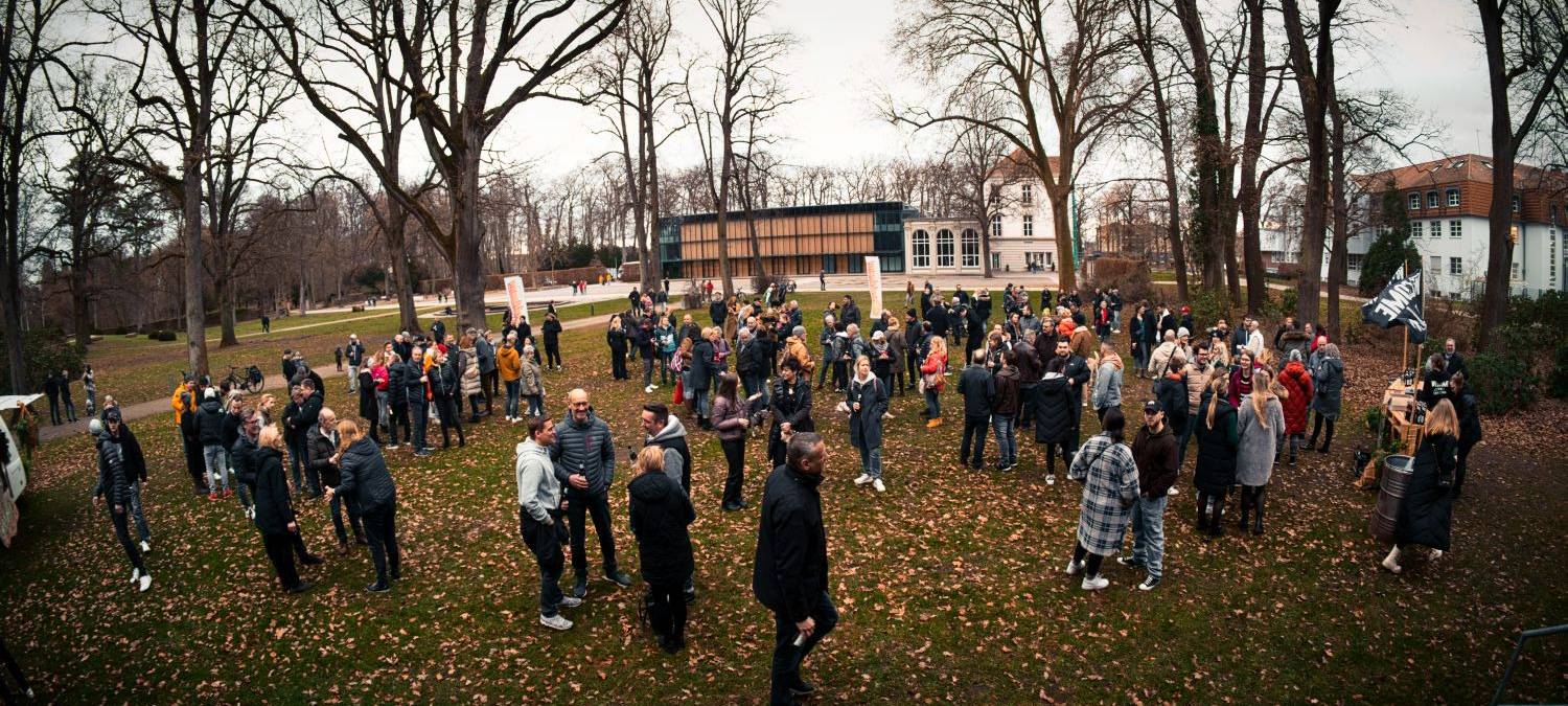 "Berliner Garden" in Hamm bringt 4.600 Euro für Lichtblicke