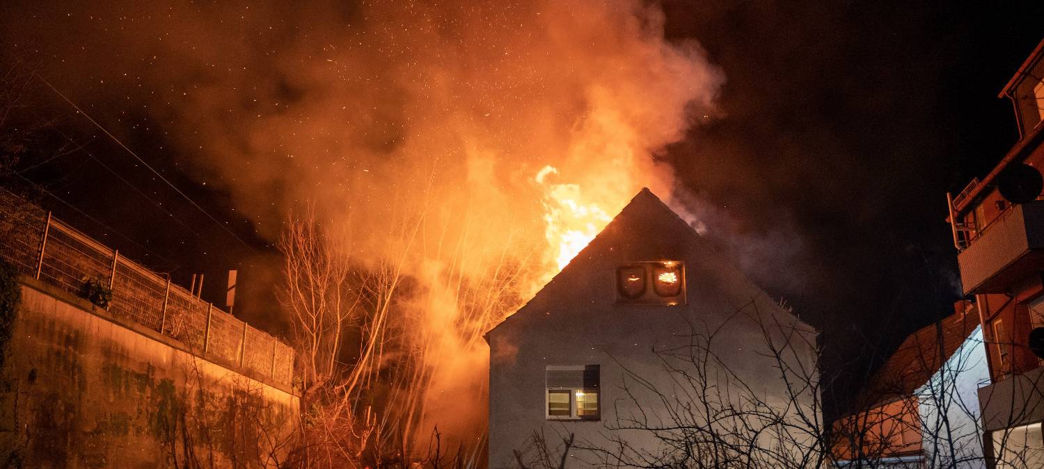 Dachstuhl brennt in Hamm